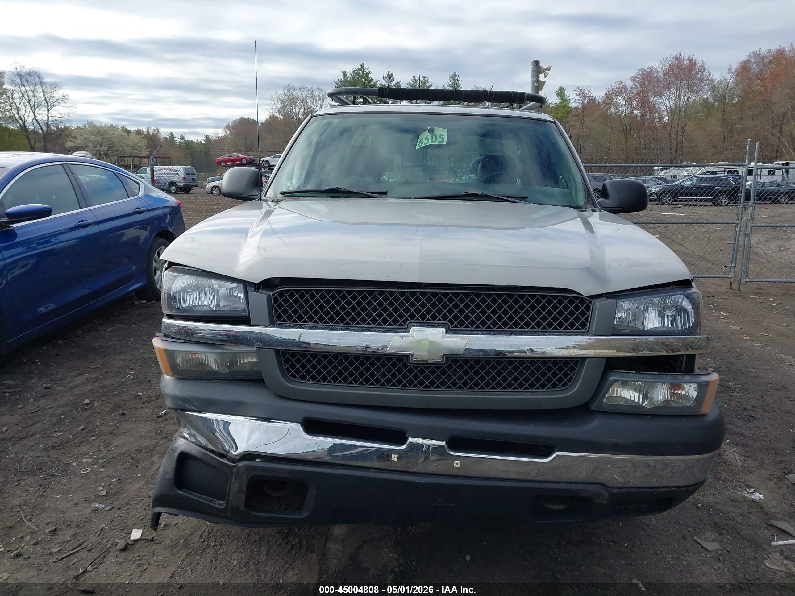 2004 Chevrolet Silverado 1500 Work Truck Серебряный vin: 2GCEK19VX41127739