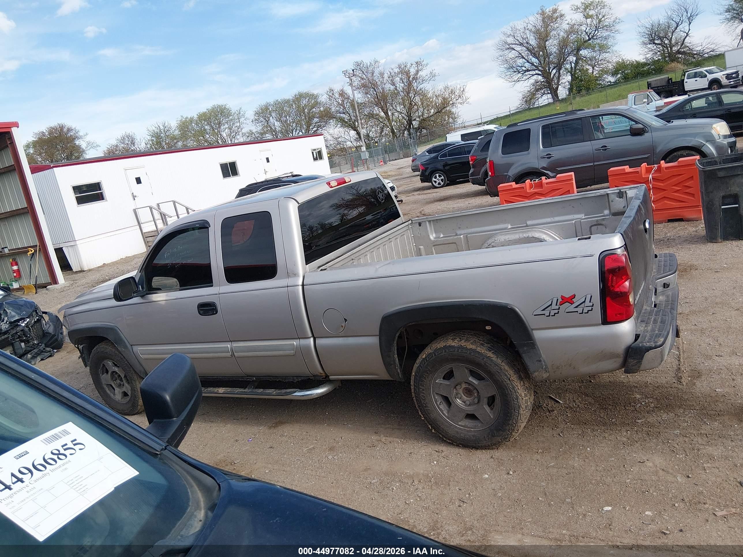 2007 Chevrolet Silverado 1500 Classic Lt1 Silver vin: 2GCEK19Z671118057