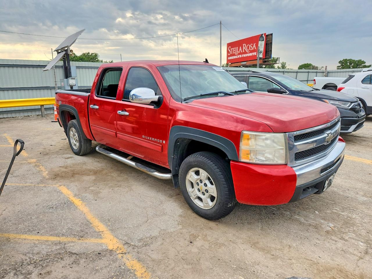 2009 Chevrolet Silverado K1500 Lt Red vin: 2GCEK233X91136333