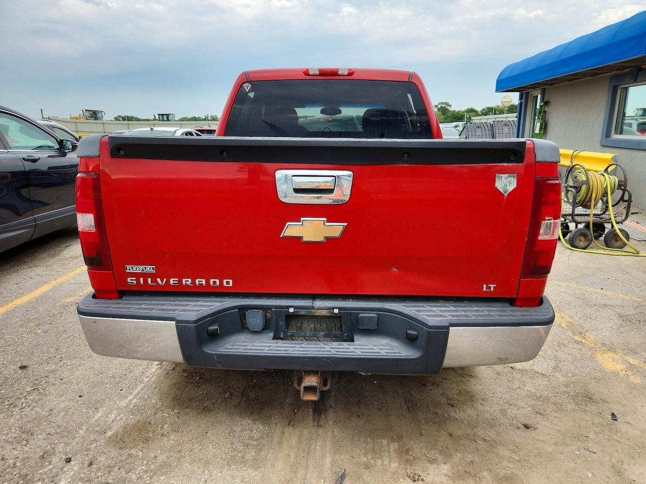 2009 Chevrolet Silverado K1500 Lt Red vin: 2GCEK233X91136333