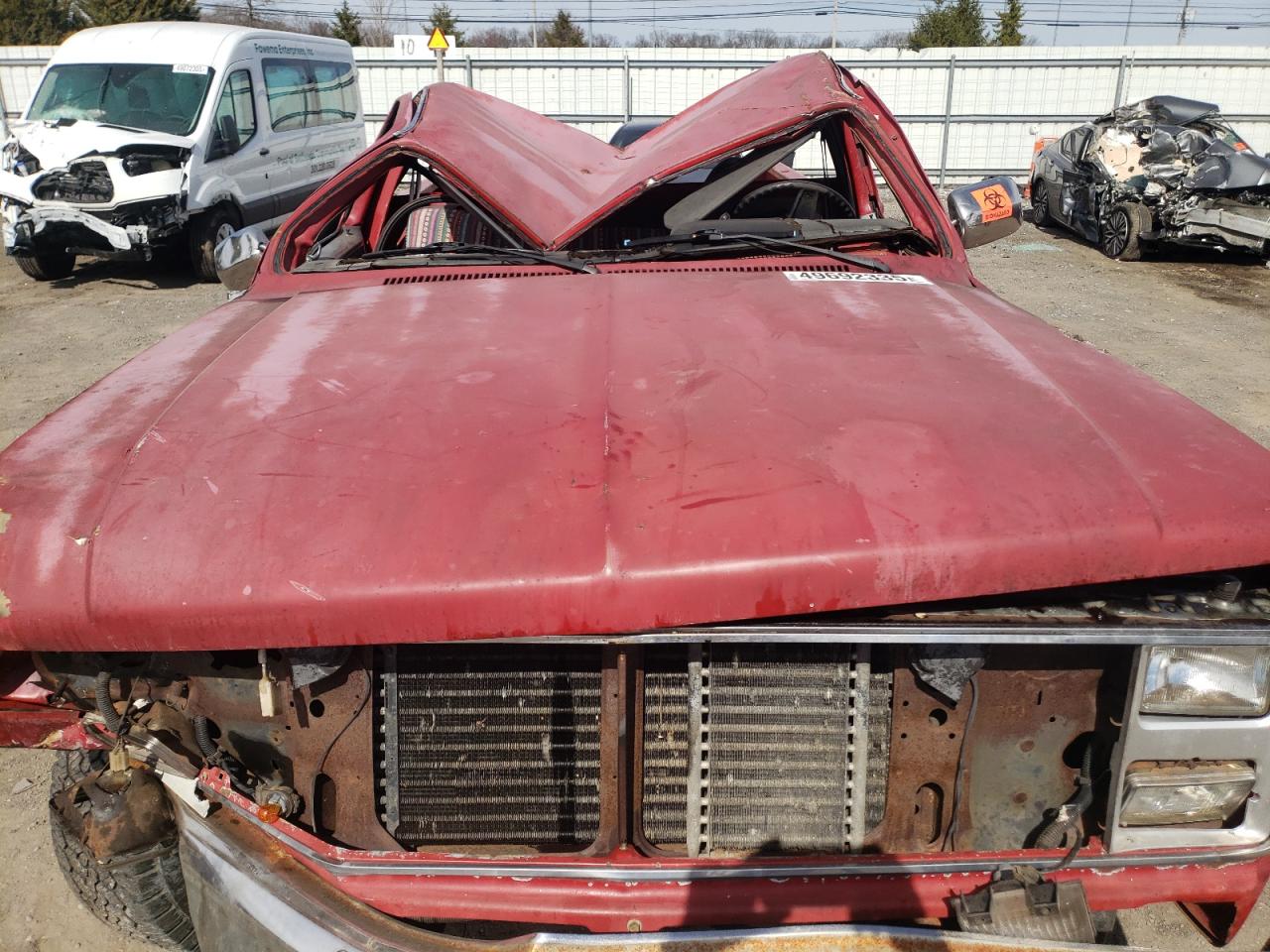1985 Chevrolet K20  Red vin: 2GCEK24L2F1103160