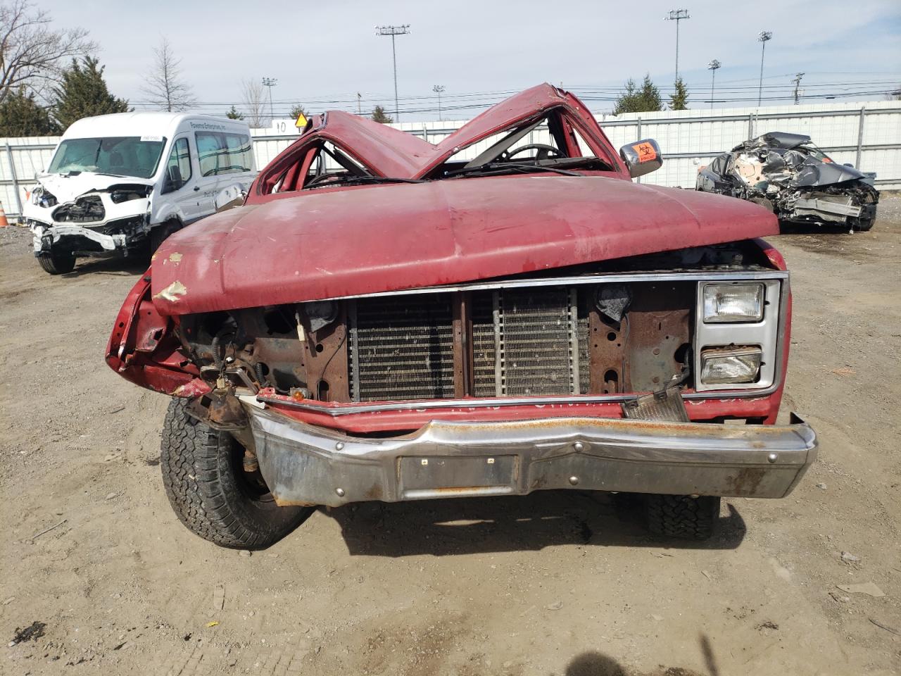 1985 Chevrolet K20  Red vin: 2GCEK24L2F1103160