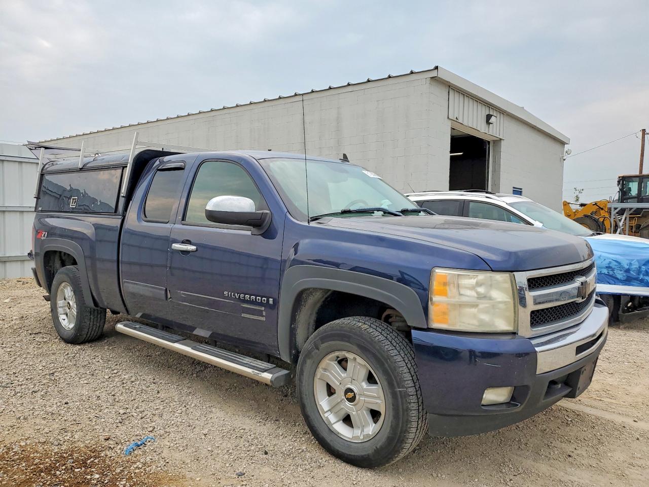 2009 Chevrolet Silverado K1500 Lt Blue vin: 2GCEK290691105707