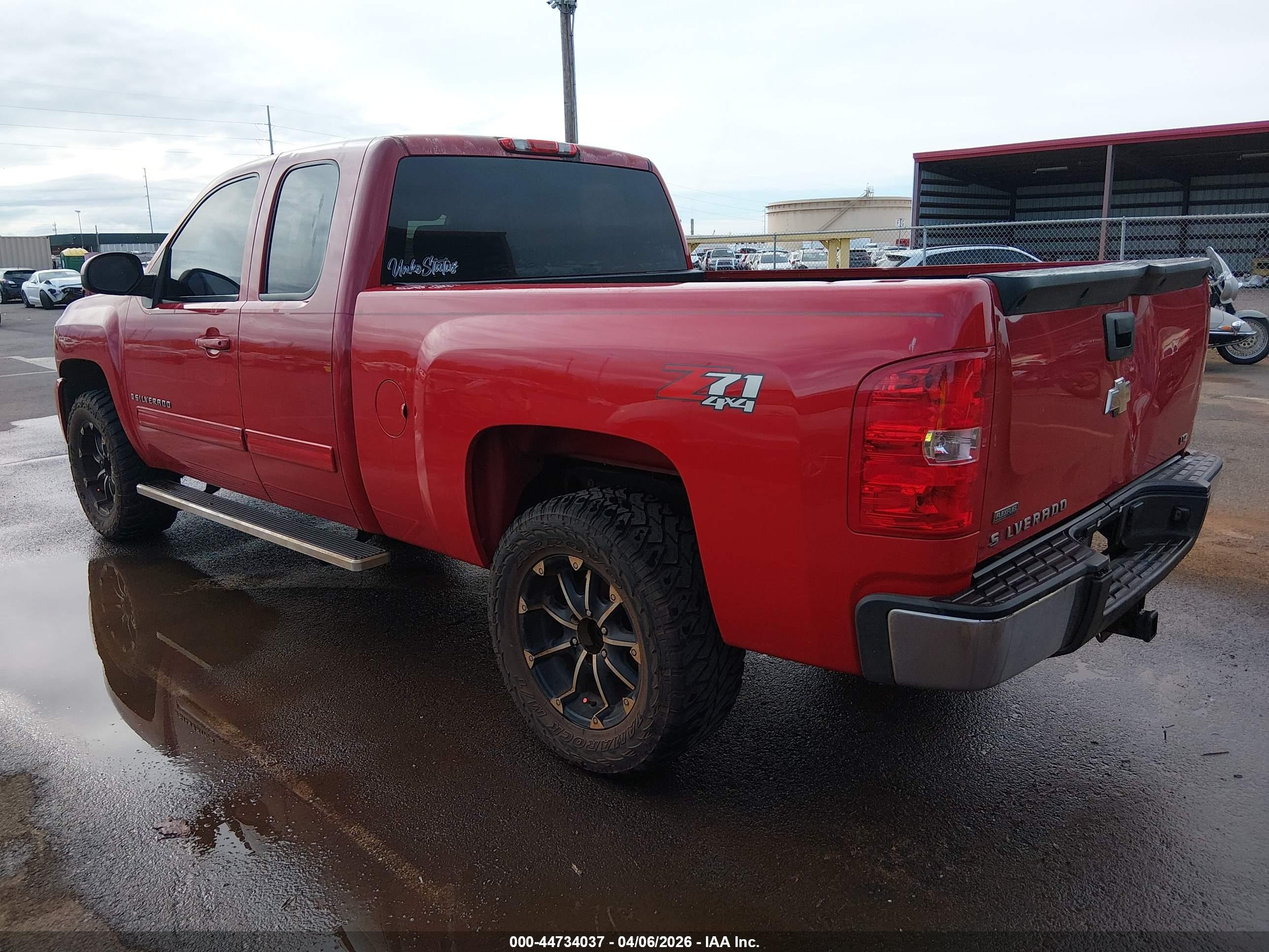 2009 Chevrolet Silverado 1500 Ltz Red vin: 2GCEK390791121145