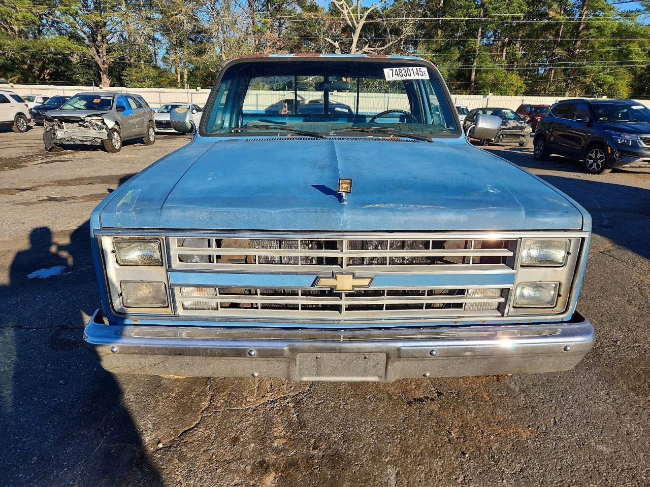 1986 Chevrolet C20 Blue vin: 2GCFC24HXG1164691