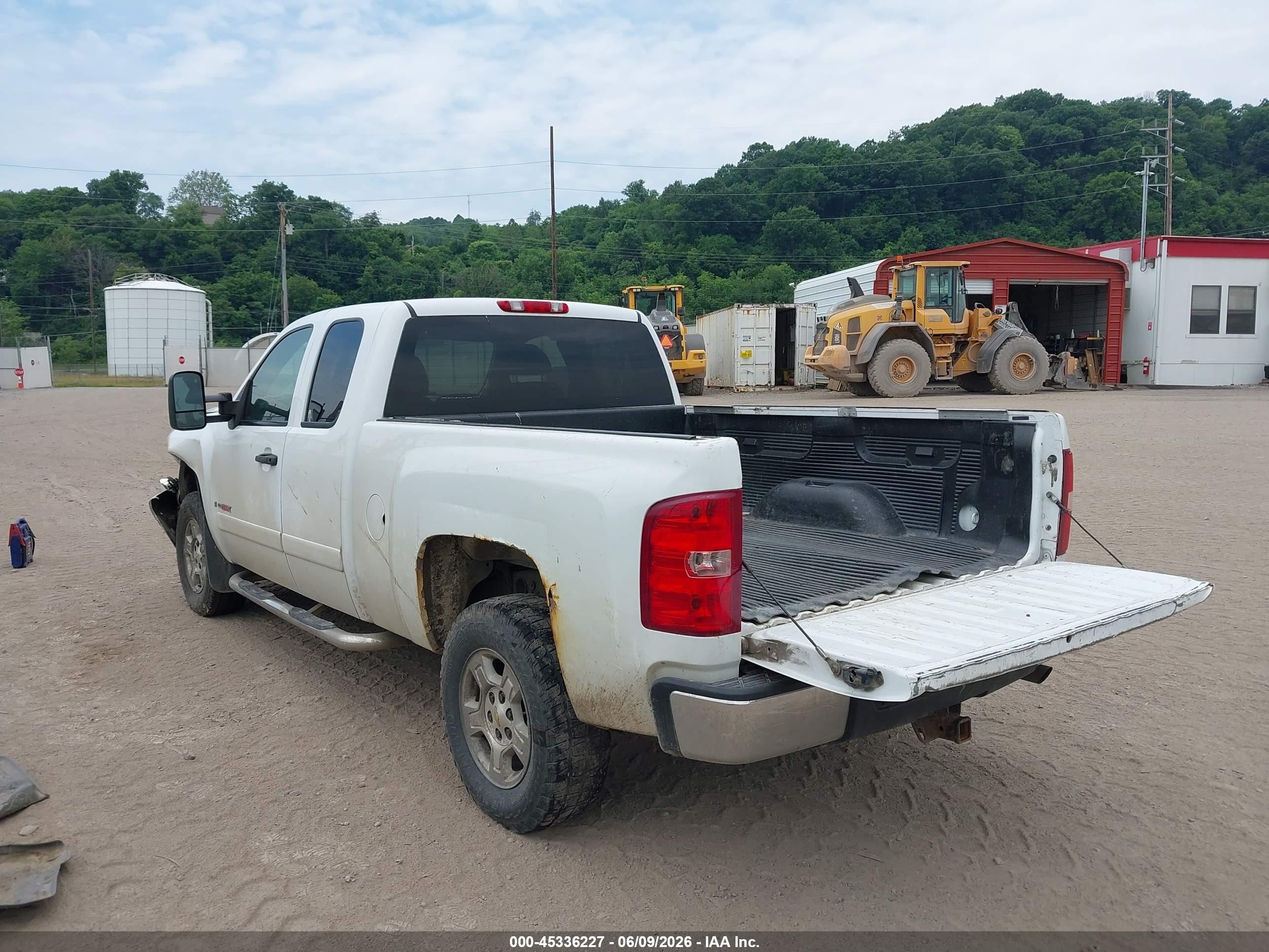 2007 Chevrolet Silverado 1500 Lt1 White vin: 2GCFK19Y171680816