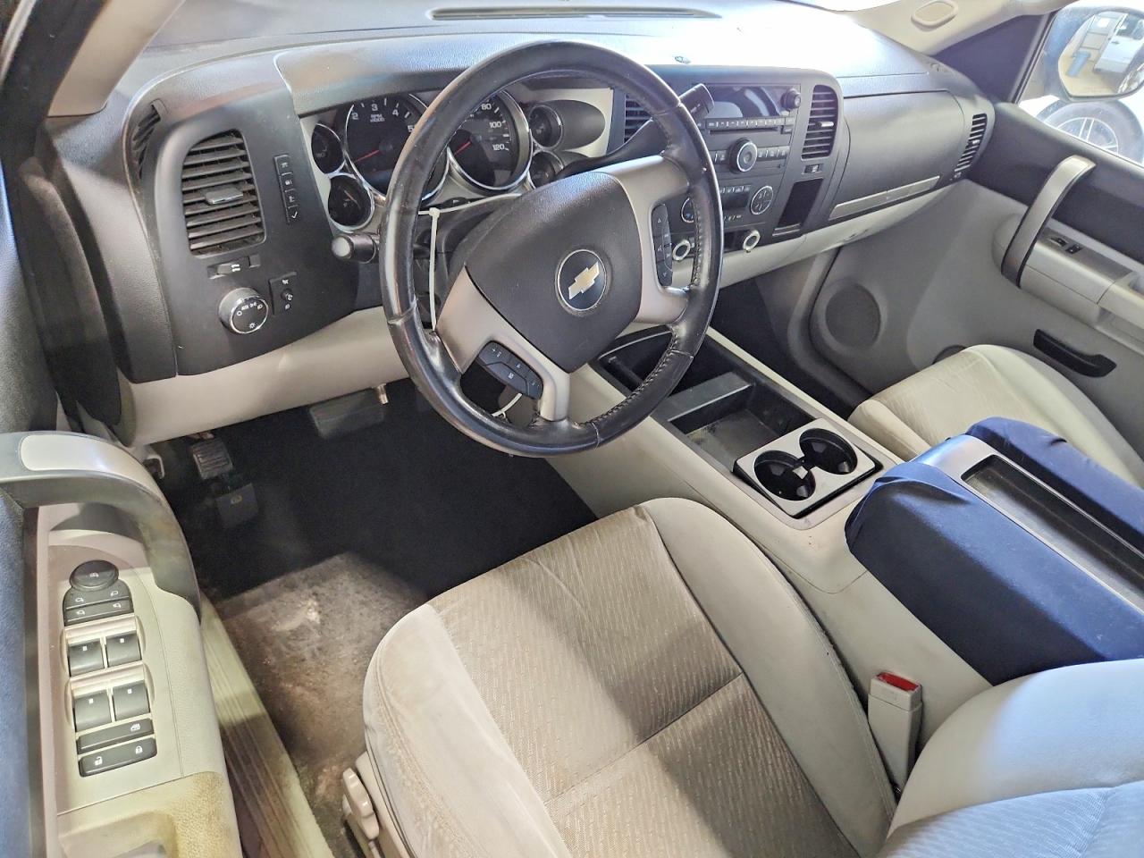 2007 Chevrolet Silverado K1500 Серебряный vin: 2GCFK19Y571688787
