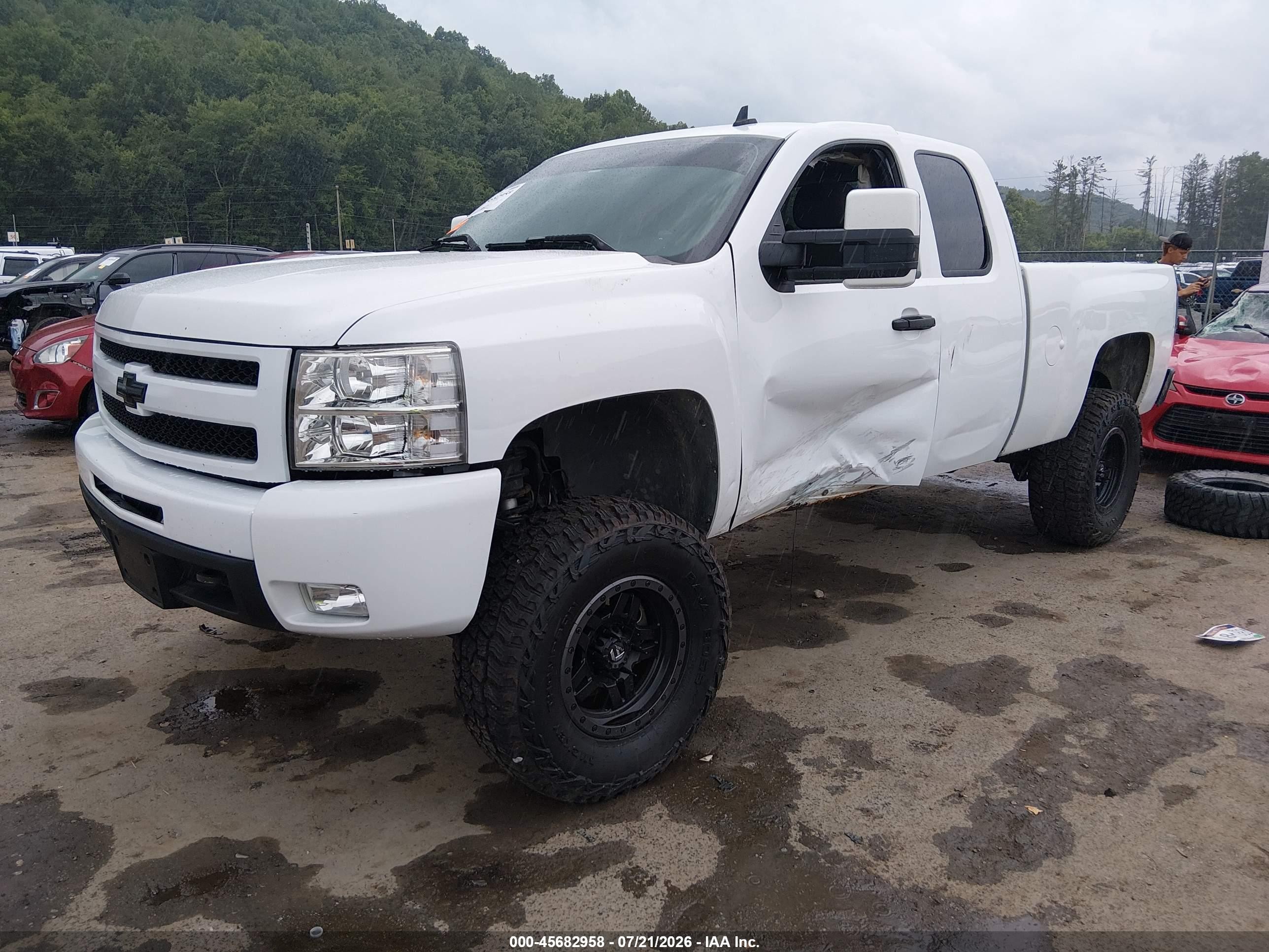 2007 Chevrolet Silverado 1500 Lt1 White vin: 2GCFK19Y771582437