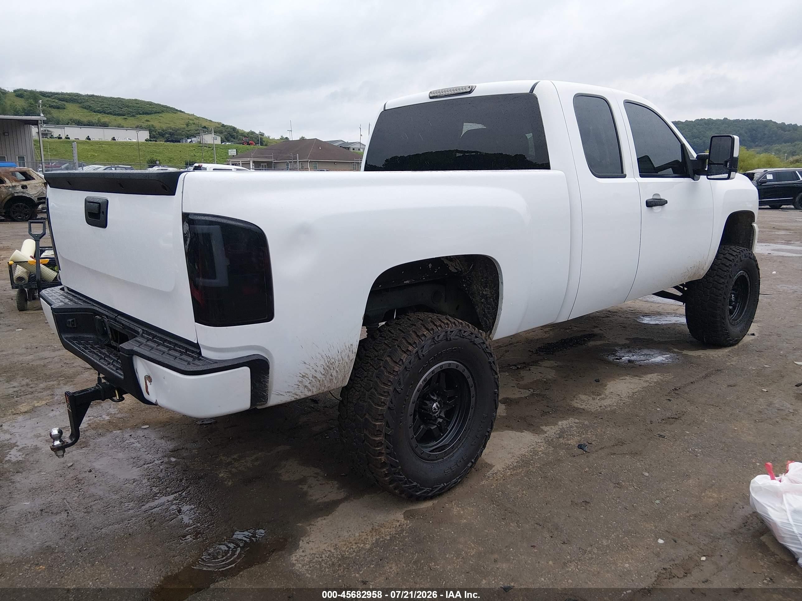 2007 Chevrolet Silverado 1500 Lt1 White vin: 2GCFK19Y771582437