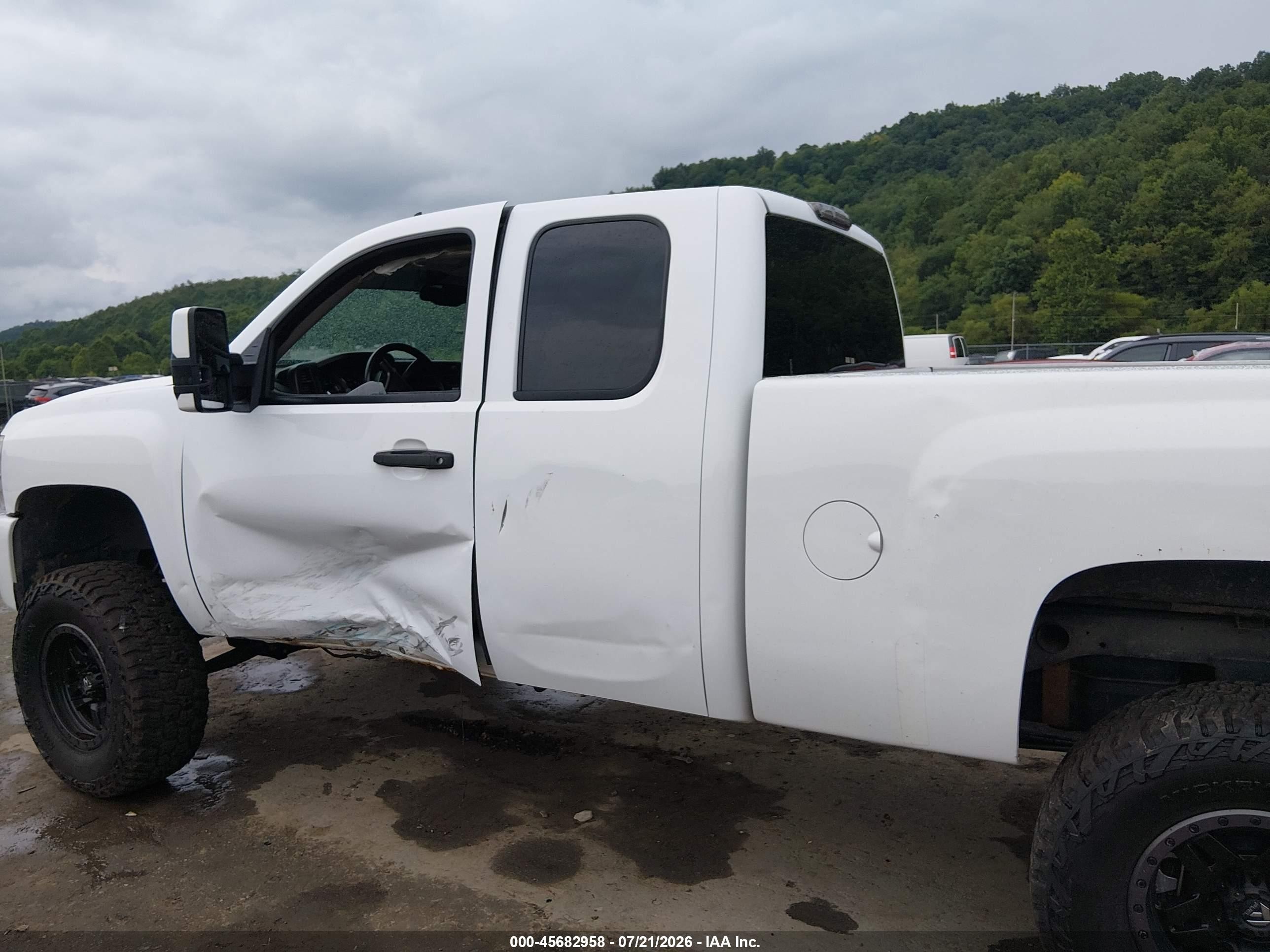 2007 Chevrolet Silverado 1500 Lt1 White vin: 2GCFK19Y771582437