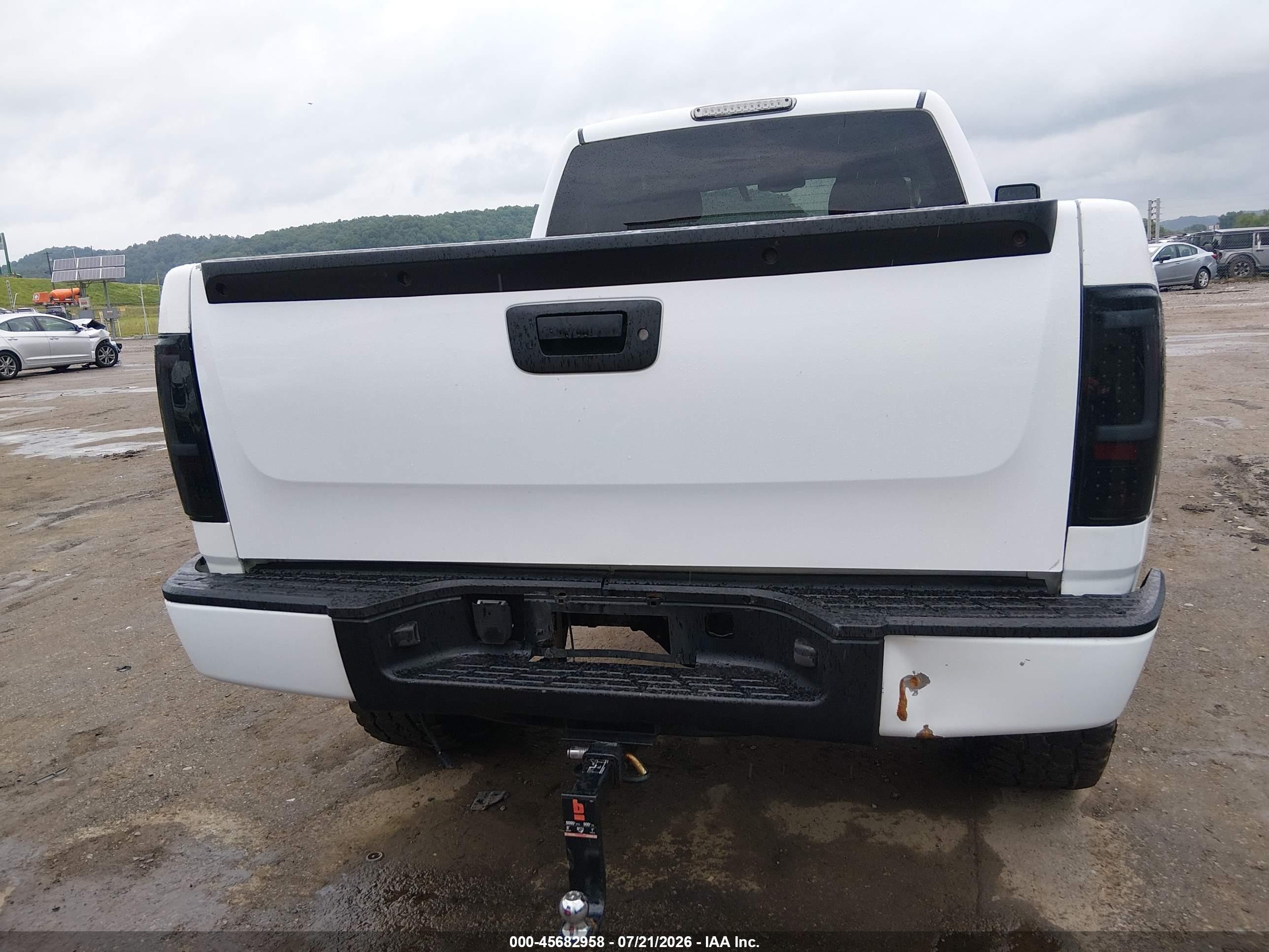2007 Chevrolet Silverado 1500 Lt1 White vin: 2GCFK19Y771582437