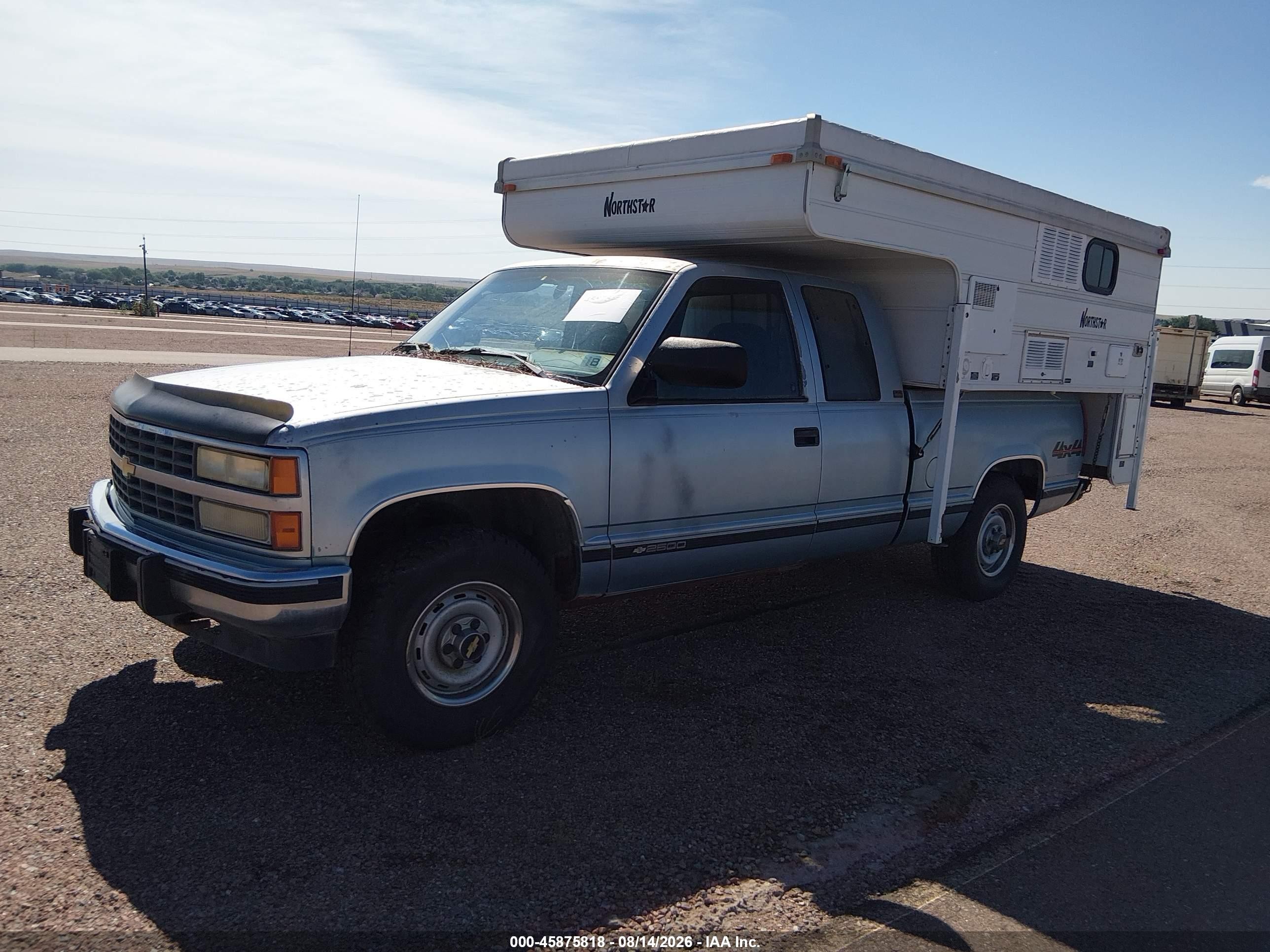 1992 Chevrolet Gmt-400 K2500 Blue vin: 2GCFK29K4N1160463
