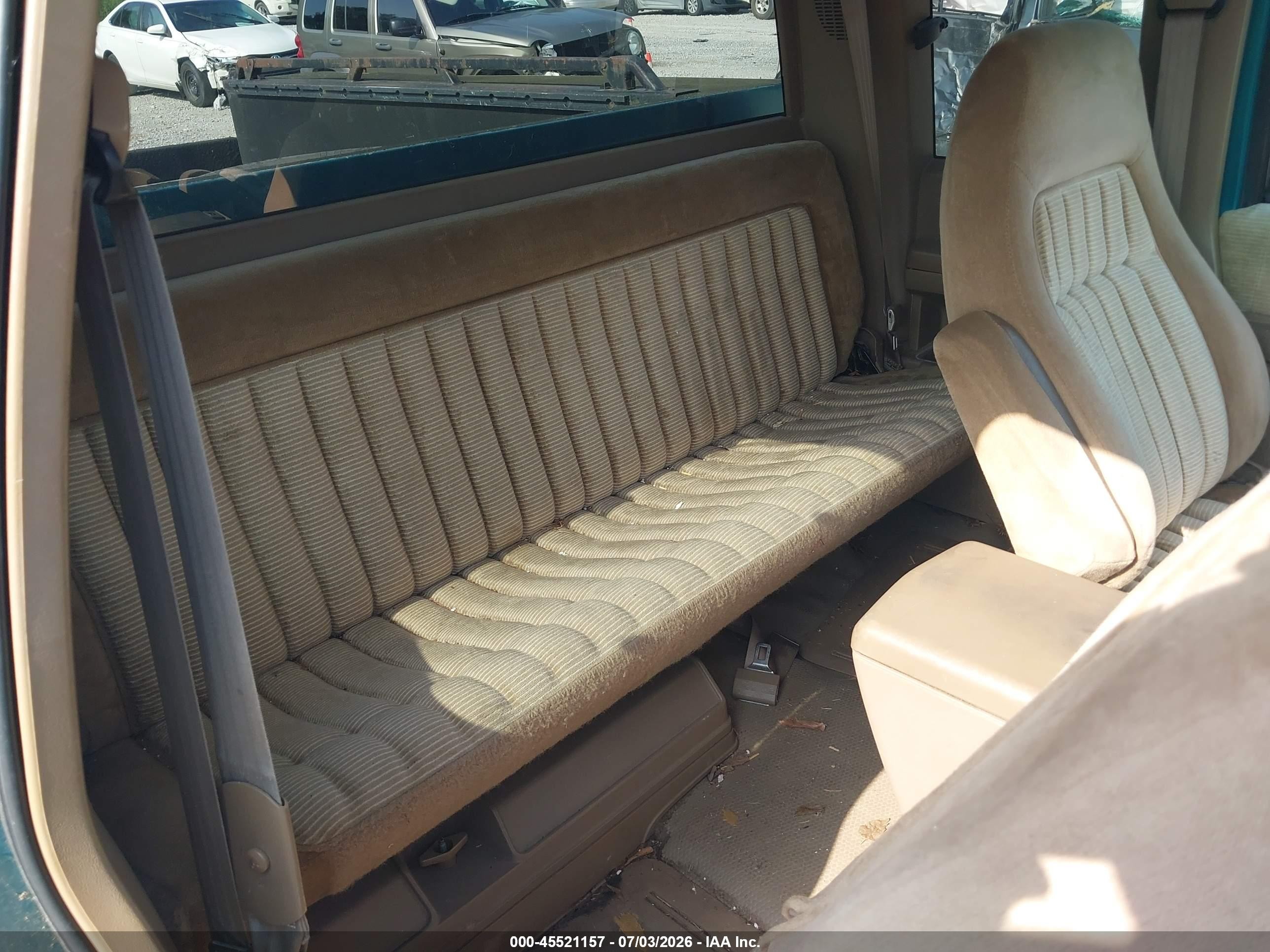 1994 Chevrolet Gmt-400 K2500 Green vin: 2GCFK29K5R1248783