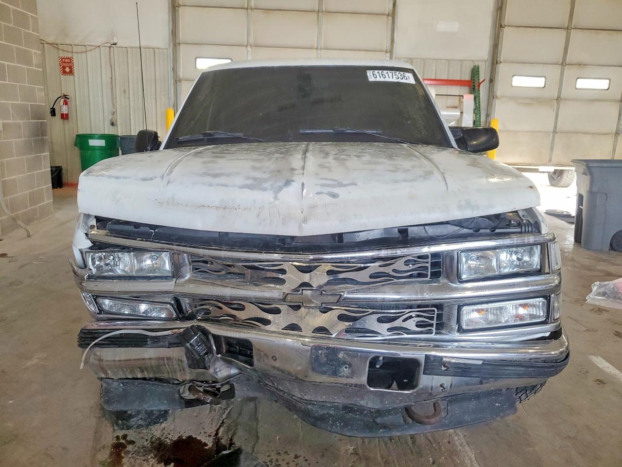 1995 Chevrolet 2500 4x4 White vin: 2GCFK29S1S1151960