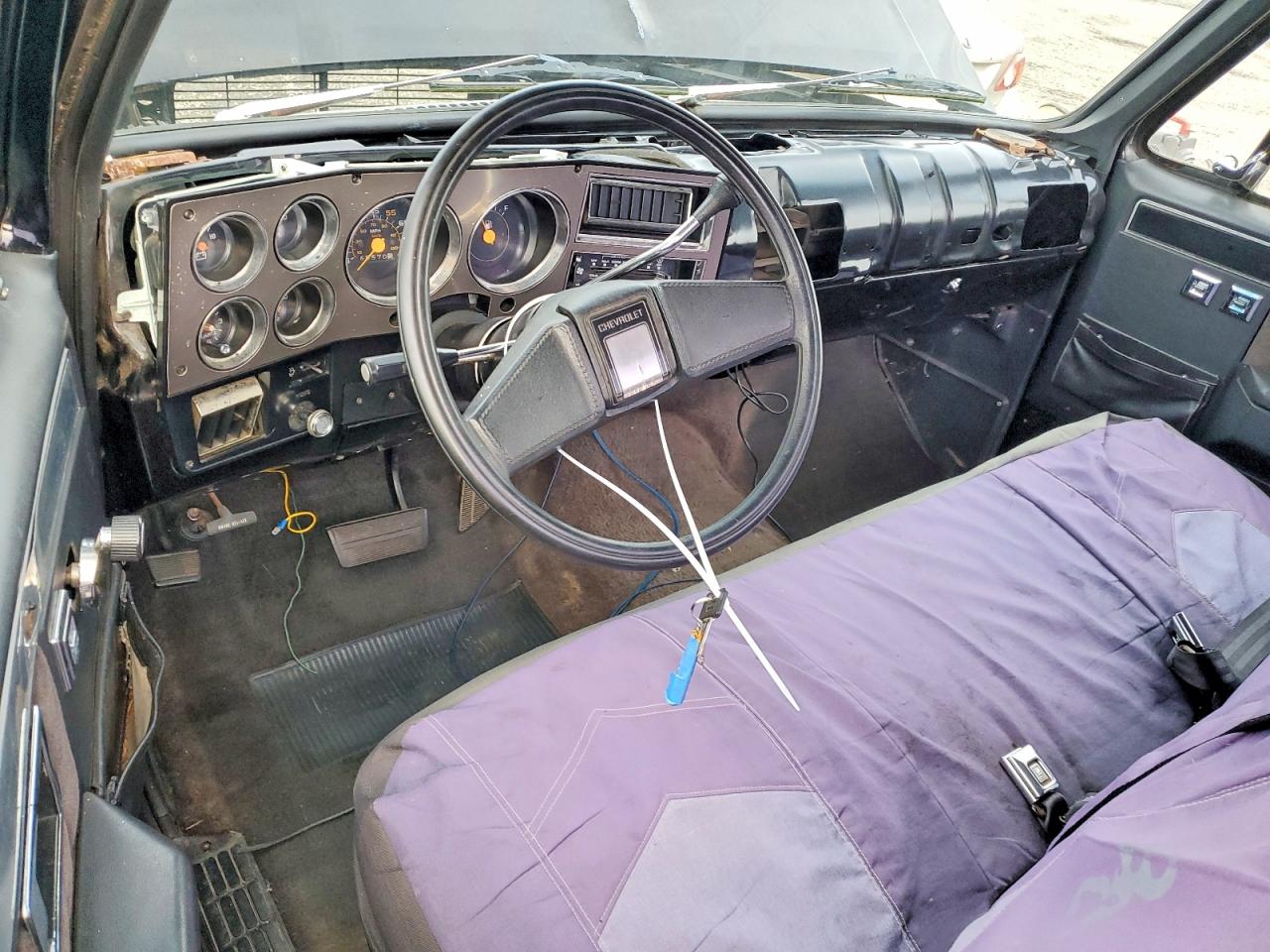 1983 Chevrolet C20 Black vin: 2GCGC24W0D1164830