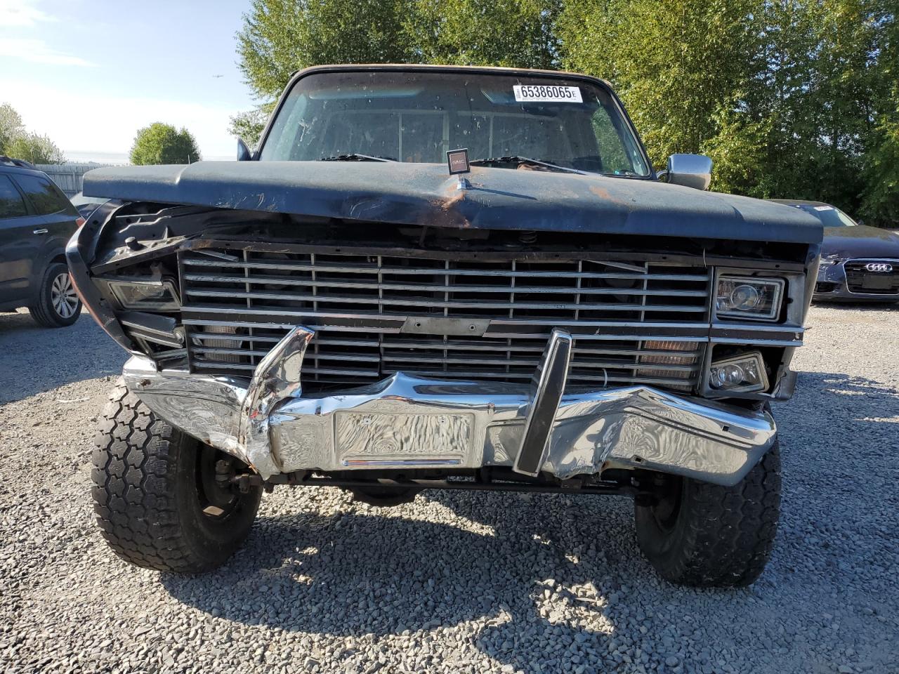 1983 Chevrolet K20    Two Tone vin: 2GCGK24M7D1190861