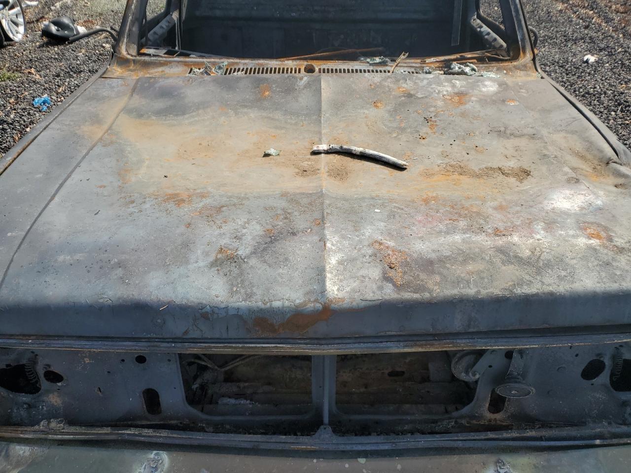 1985 Chevrolet K20  Burn vin: 2GCGK24M9F1117378