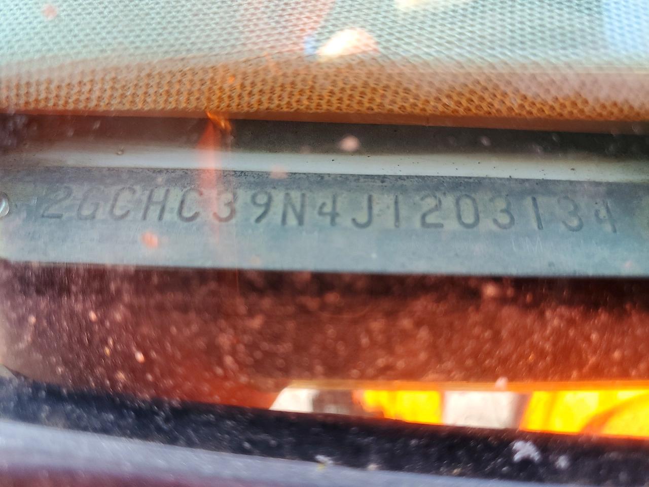 1988 Chevrolet Gmt-400 C3500 Two Tone vin: 2GCHC39N4J1203134