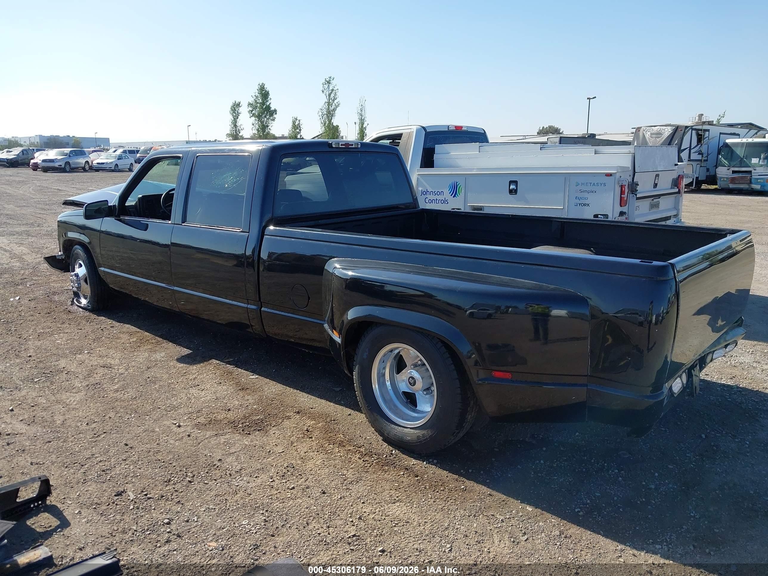 1990 Chevrolet Gmt-400 C3500 Black vin: 2GCHC39N4L1216534