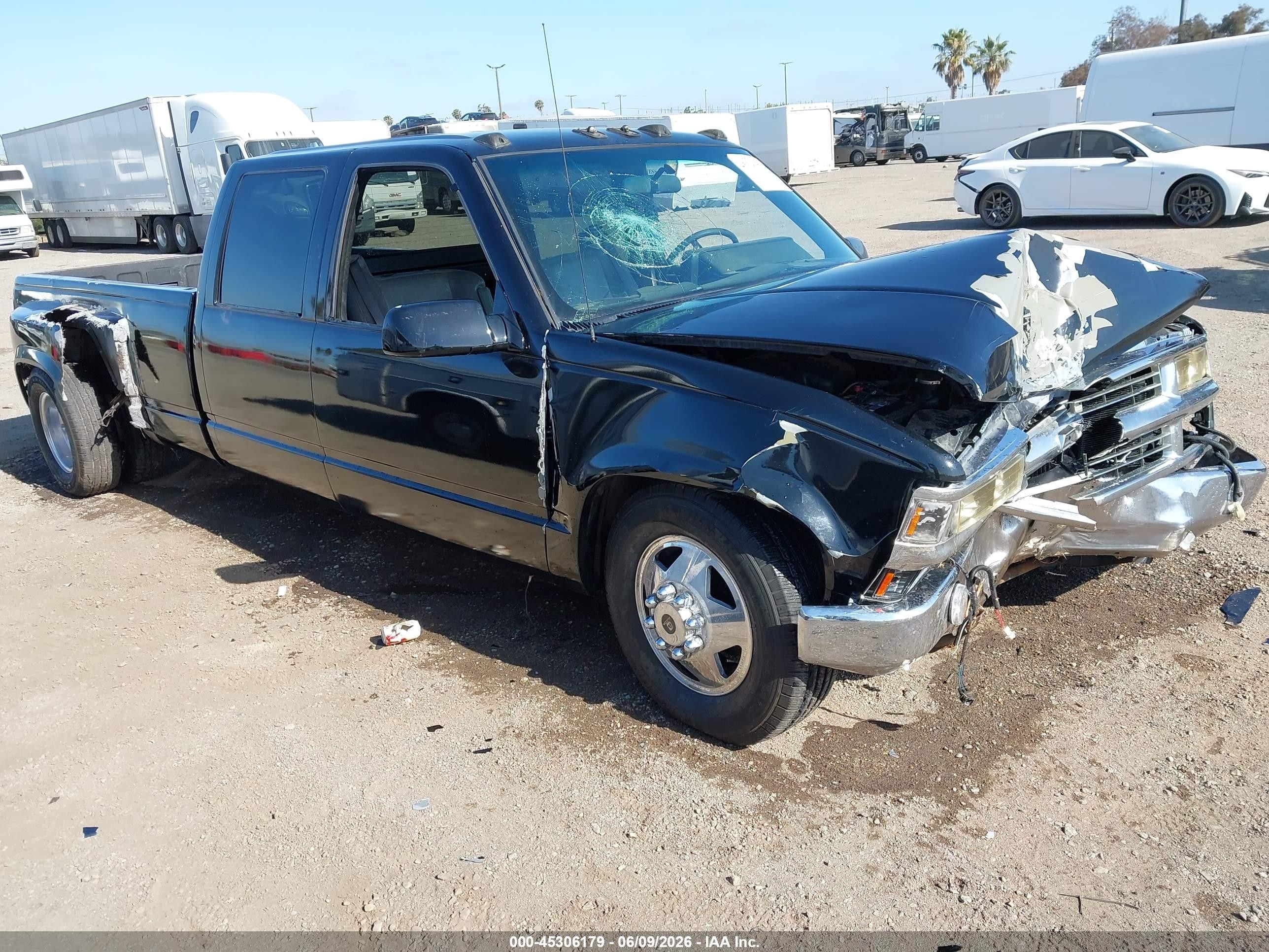 1990 Chevrolet Gmt-400 C3500 Black vin: 2GCHC39N4L1216534