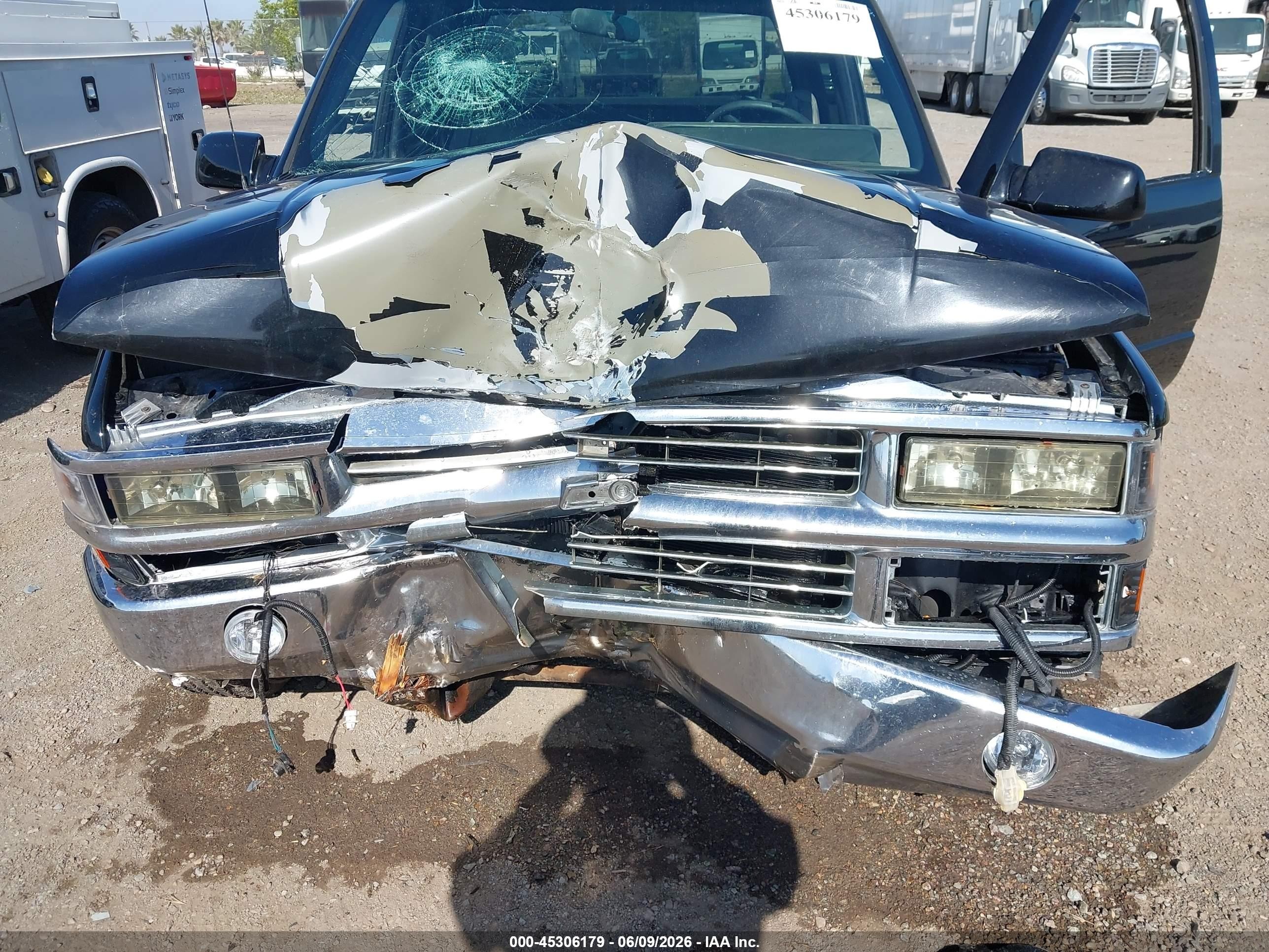 1990 Chevrolet Gmt-400 C3500 Black vin: 2GCHC39N4L1216534