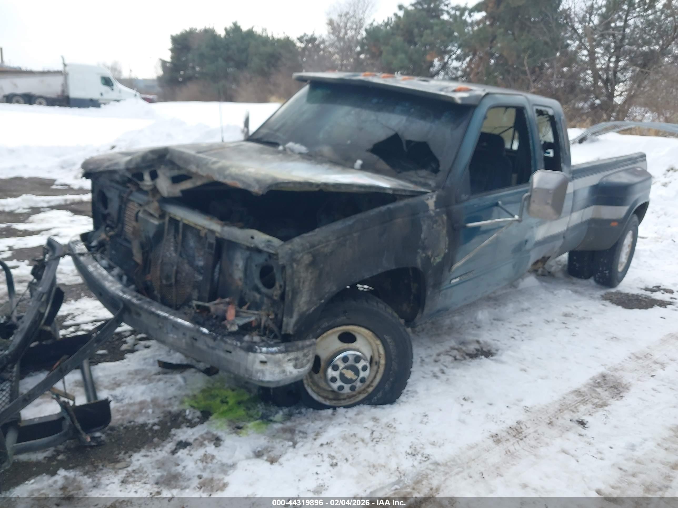 1988 Chevrolet Gmt-400 C3500 Синий vin: 2GCHC39N5J1236823