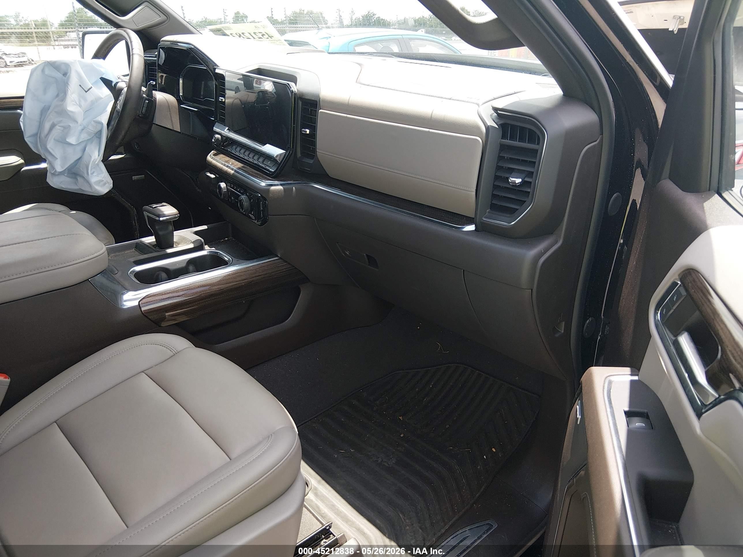 2024 Chevrolet Silverado 1500 4wd  Short Bed Rst Черный vin: 2GCUDEED1R1204824
