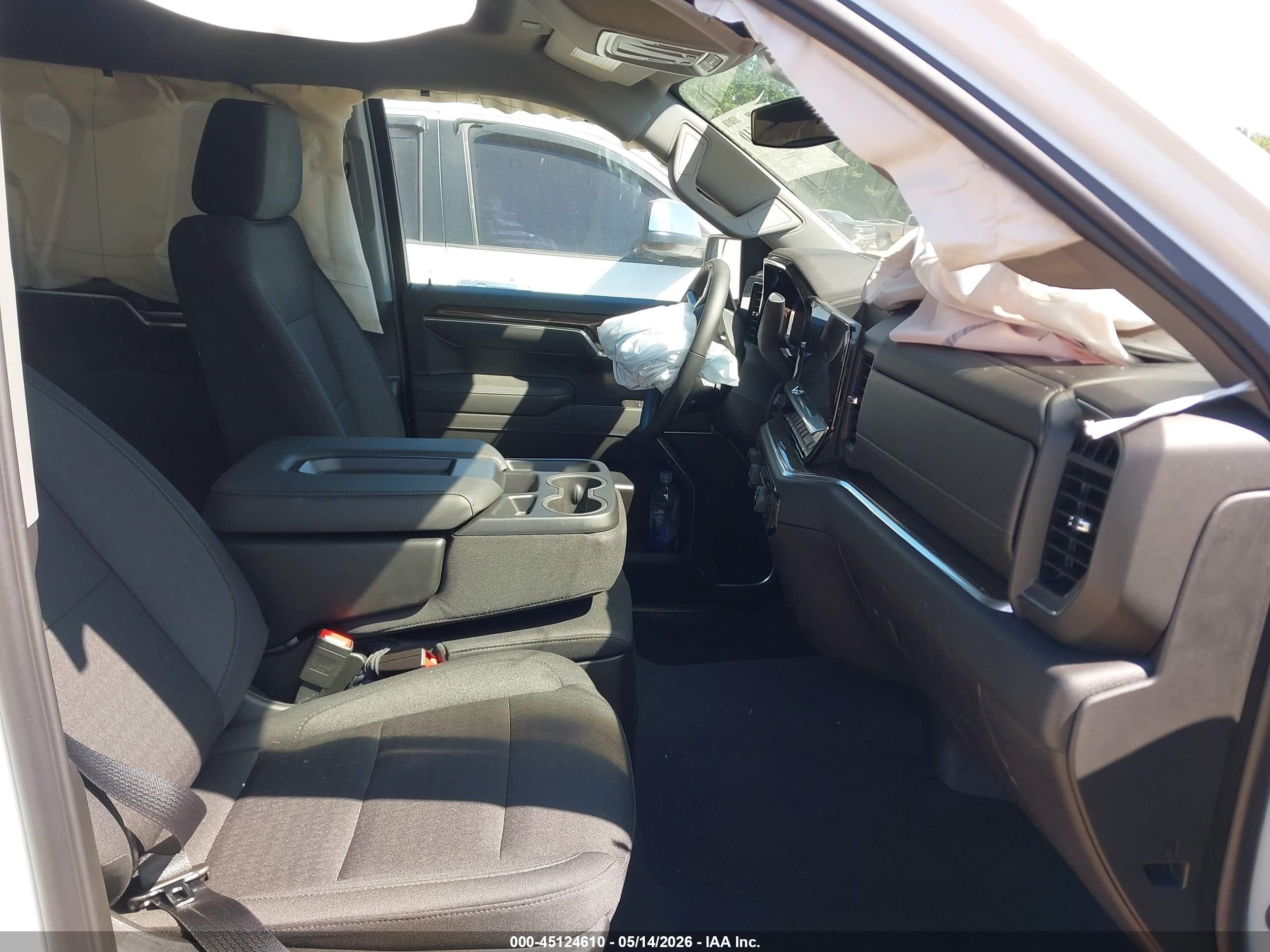 2026 Chevrolet Silverado 1500 4wd  Standard Bed Lt White vin: 2GCUKDED2T1157245