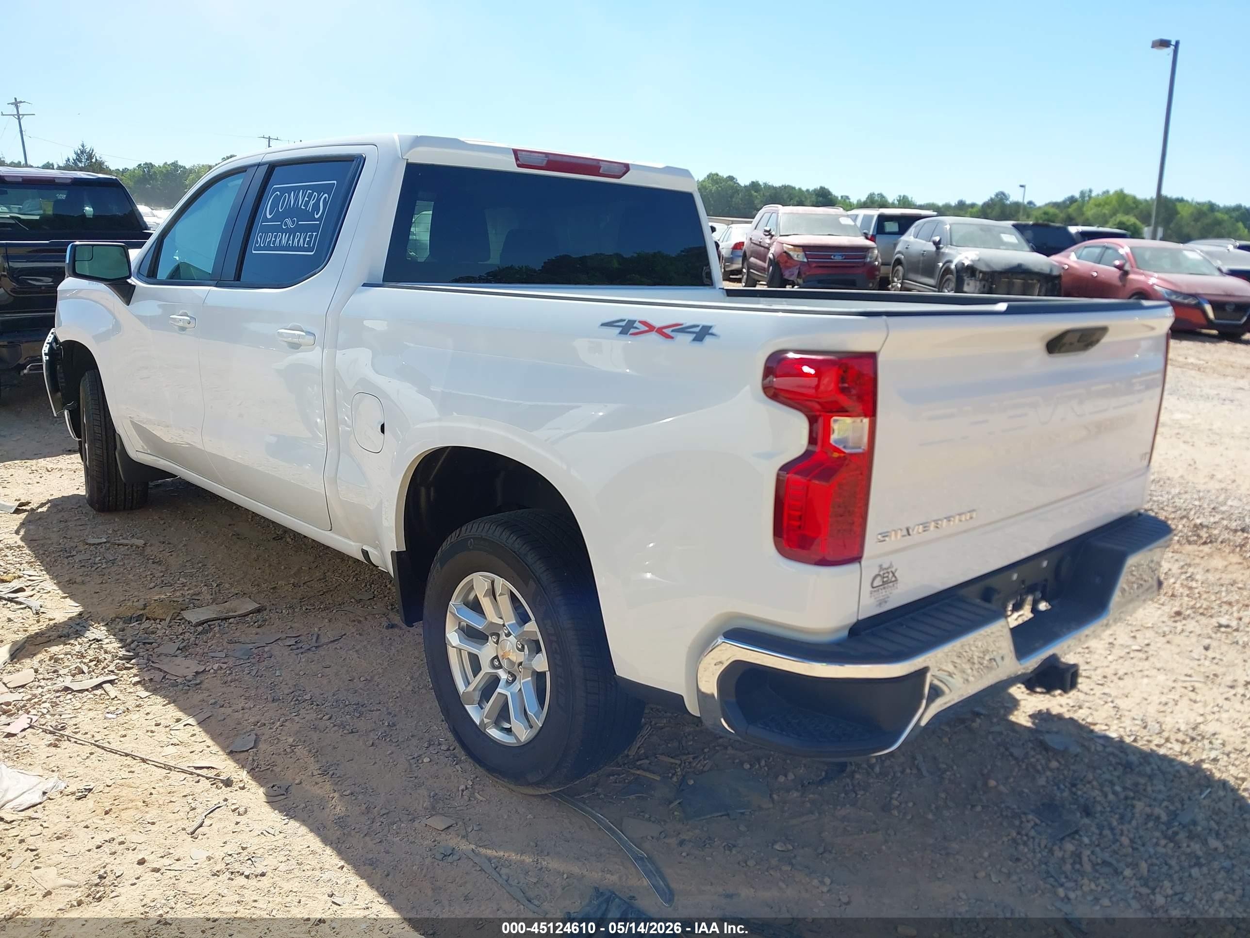 2026 Chevrolet Silverado 1500 4wd  Standard Bed Lt White vin: 2GCUKDED2T1157245