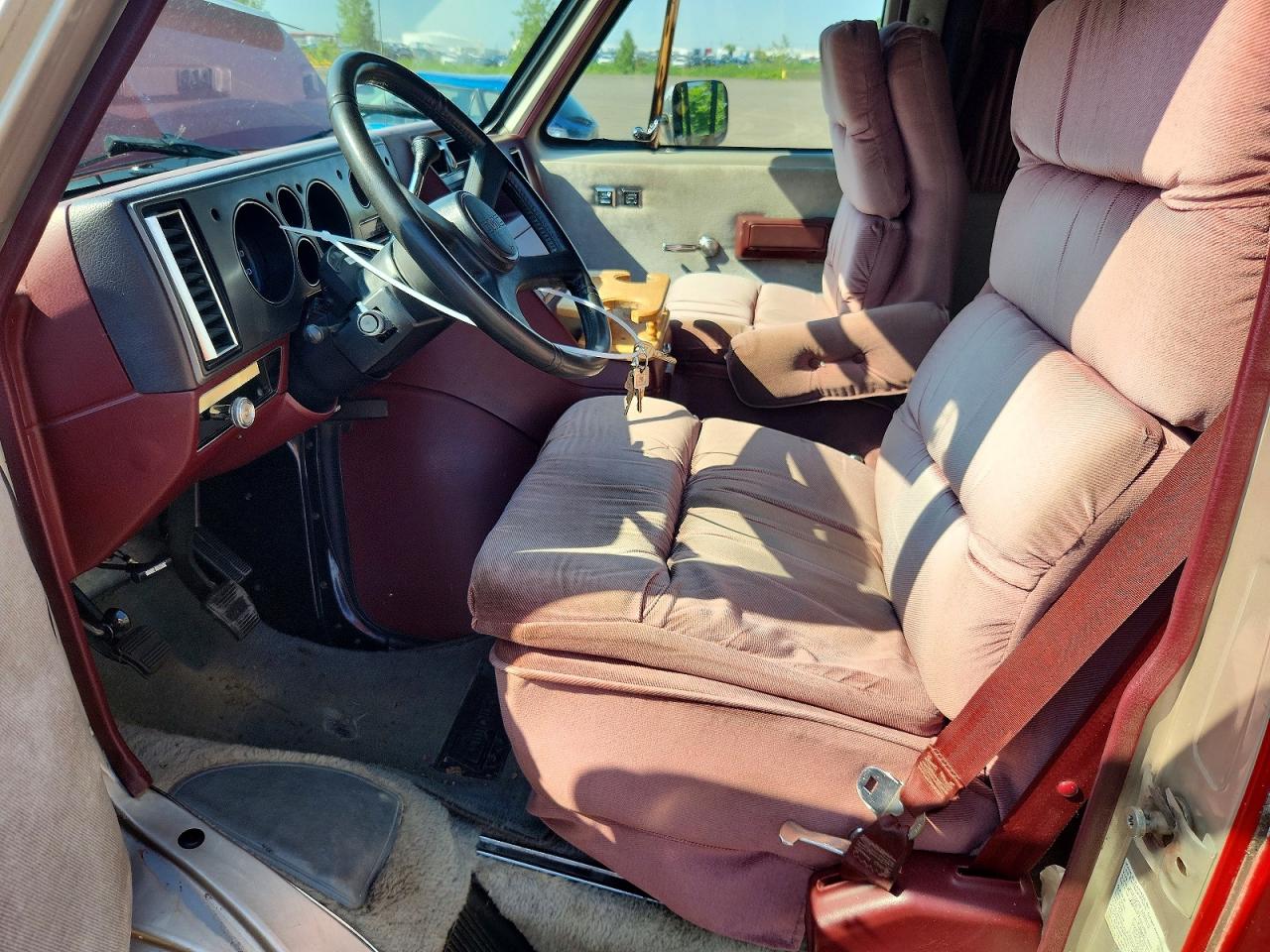 1988 Gmc Rally Wagon / Van G2500 Red vin: 2GDEG25H7J4509112