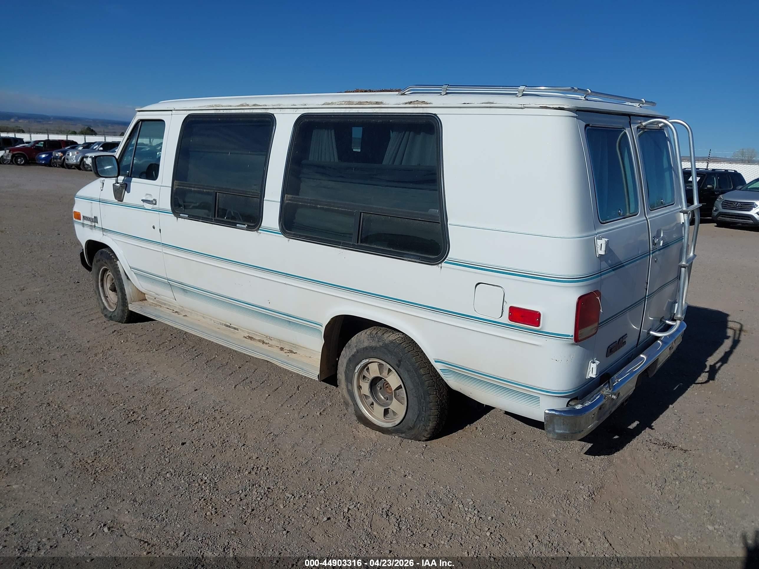 1992 Gmc Rally Wagon / Van G2500 White vin: 2GDEG25K1N4525968