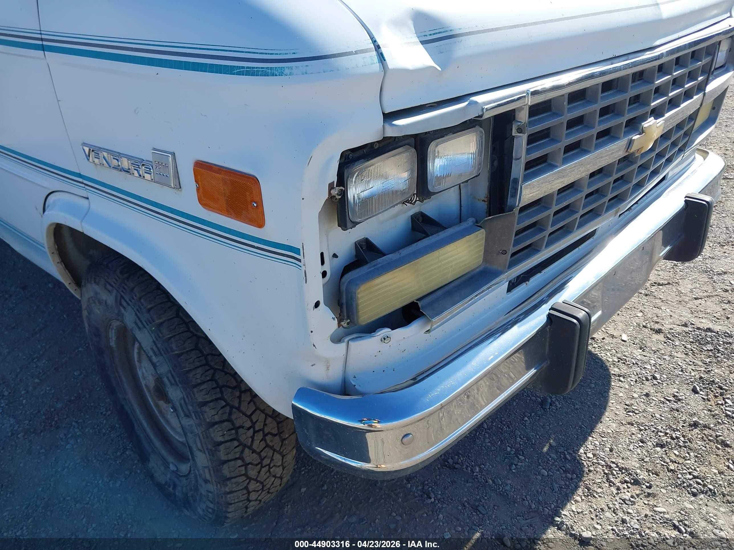 1992 Gmc Rally Wagon / Van G2500 White vin: 2GDEG25K1N4525968