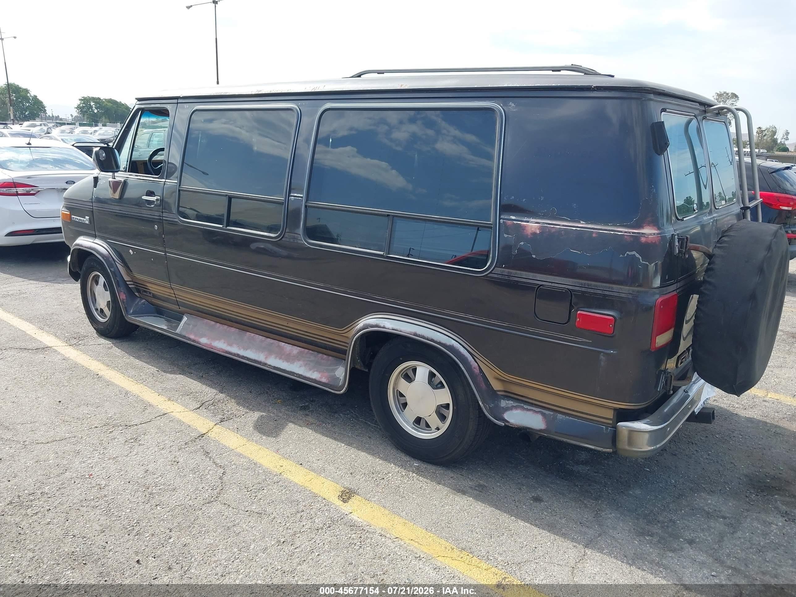1992 Gmc Rally Wagon / Van G2500 Brown vin: 2GDEG25K5N4519333