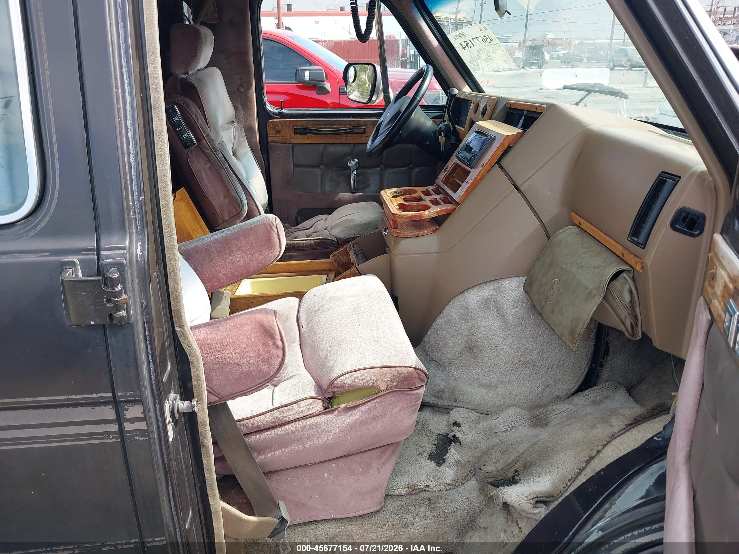 1992 Gmc Rally Wagon / Van G2500 Brown vin: 2GDEG25K5N4519333