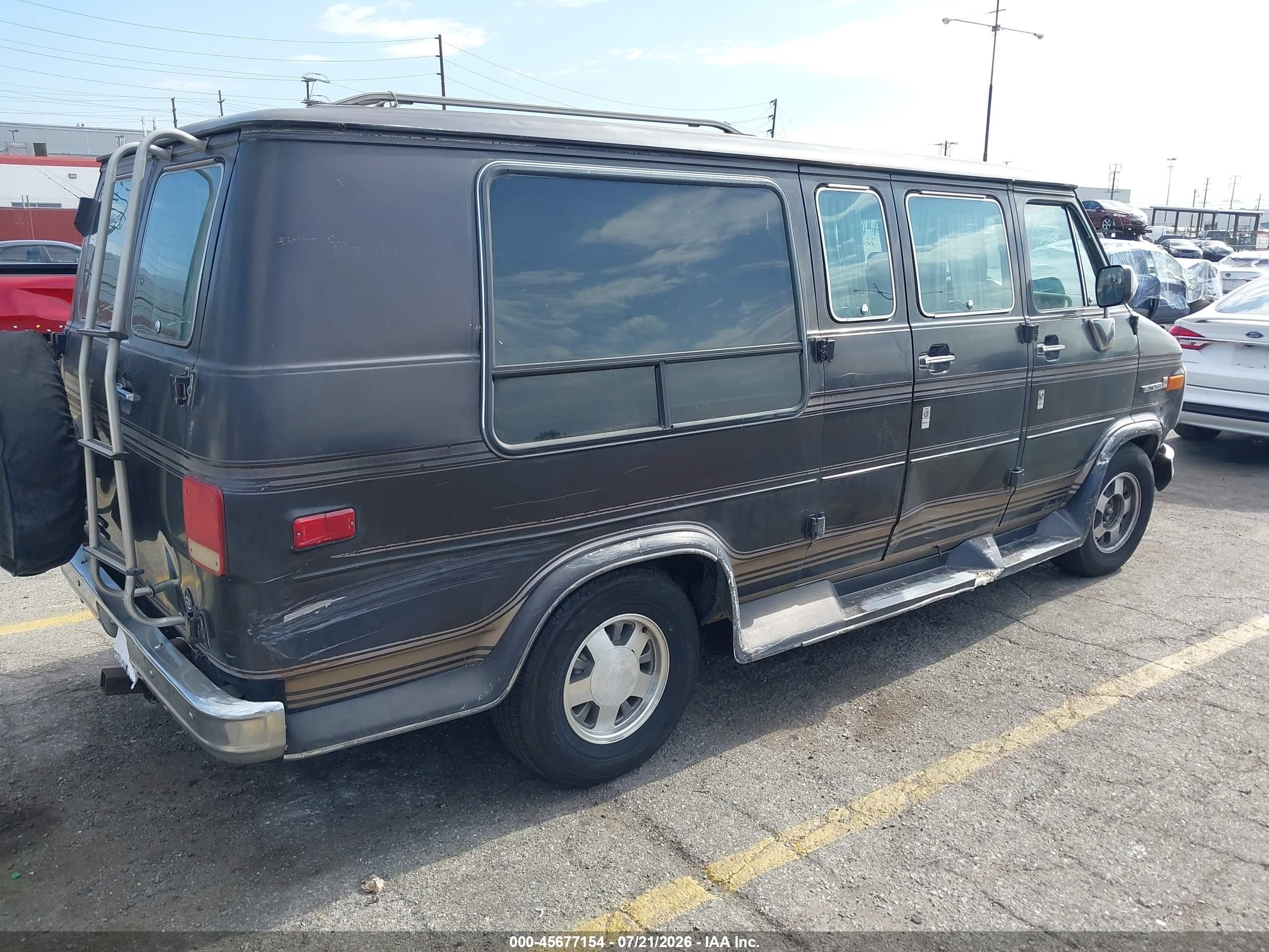 1992 Gmc Rally Wagon / Van G2500 Brown vin: 2GDEG25K5N4519333