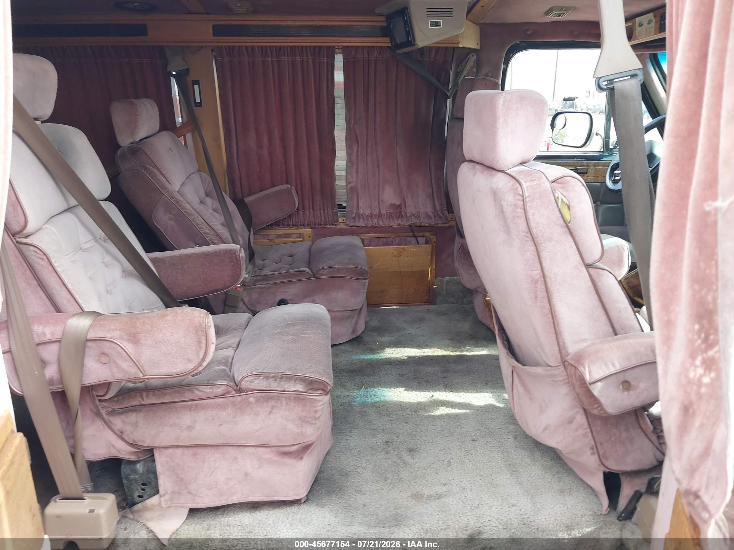 1992 Gmc Rally Wagon / Van G2500 Brown vin: 2GDEG25K5N4519333