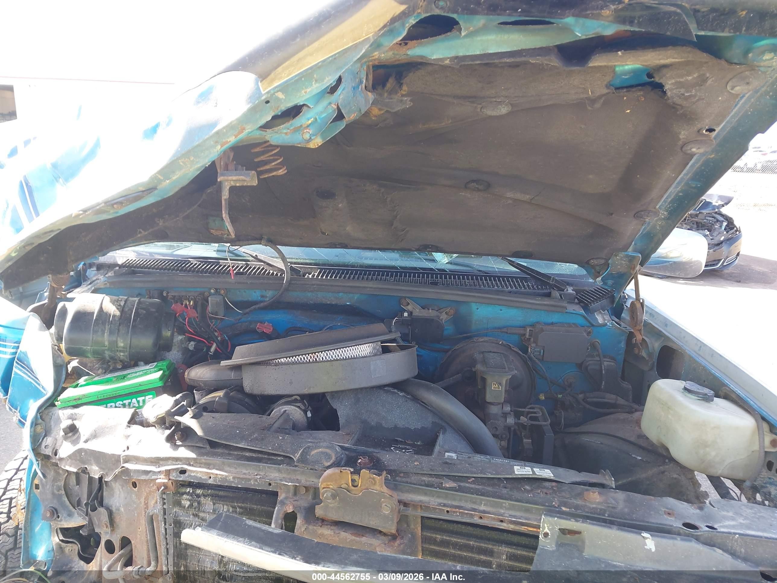 1992 Gmc Sierra K1500 Blue vin: 2GDEK19K3N1542095