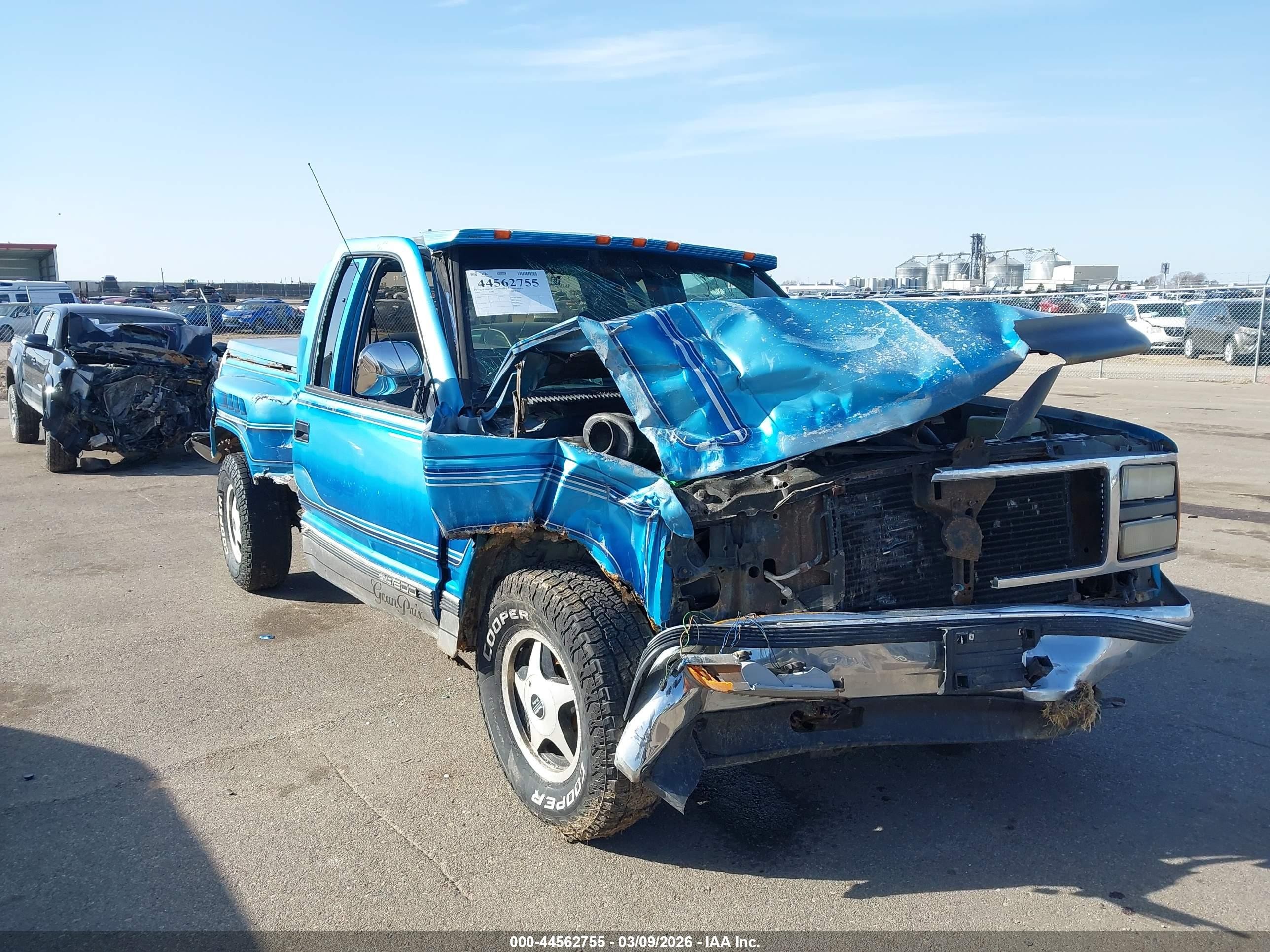 1992 Gmc Sierra K1500 Blue vin: 2GDEK19K3N1542095