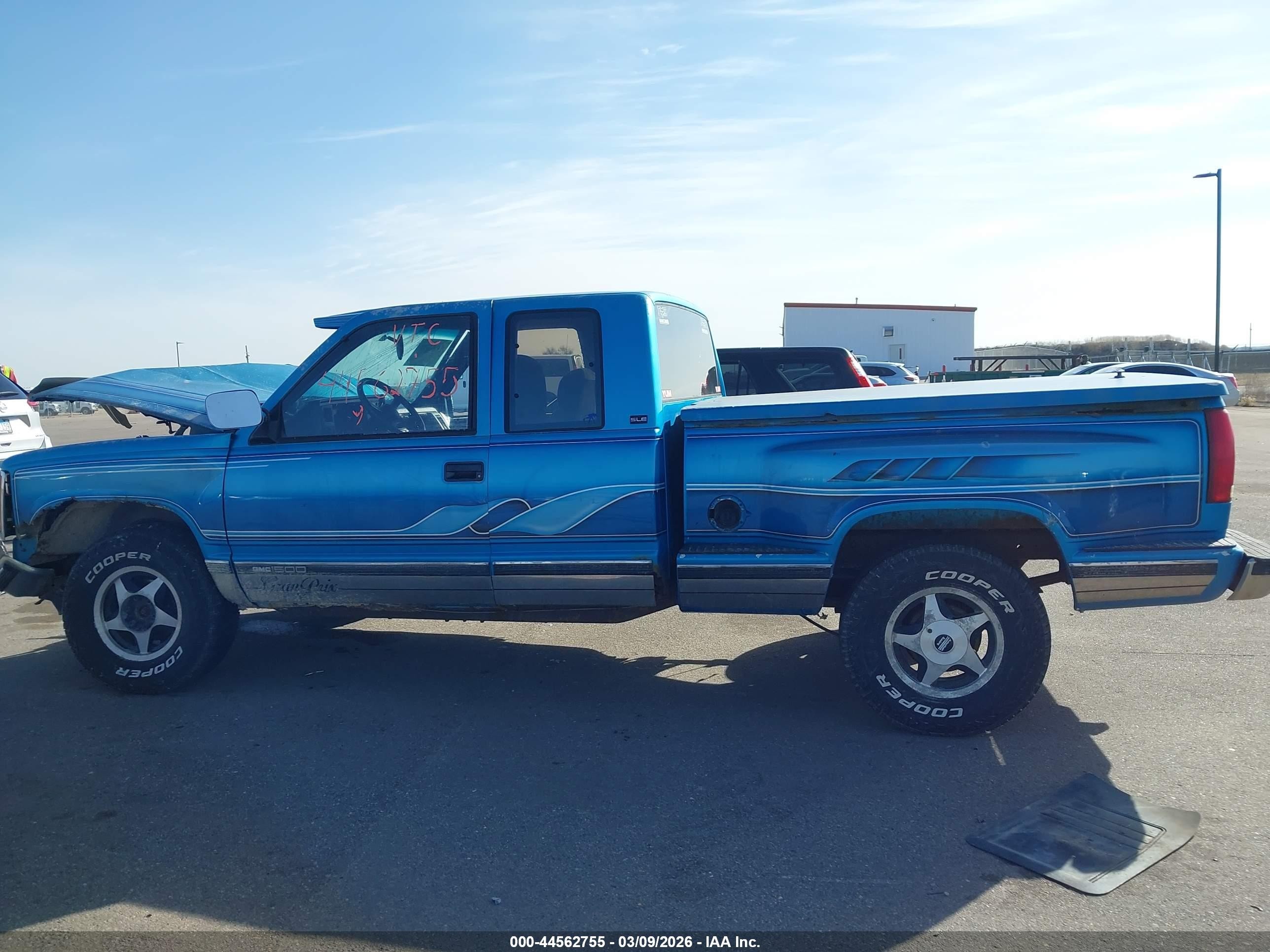 1992 Gmc Sierra K1500 Blue vin: 2GDEK19K3N1542095