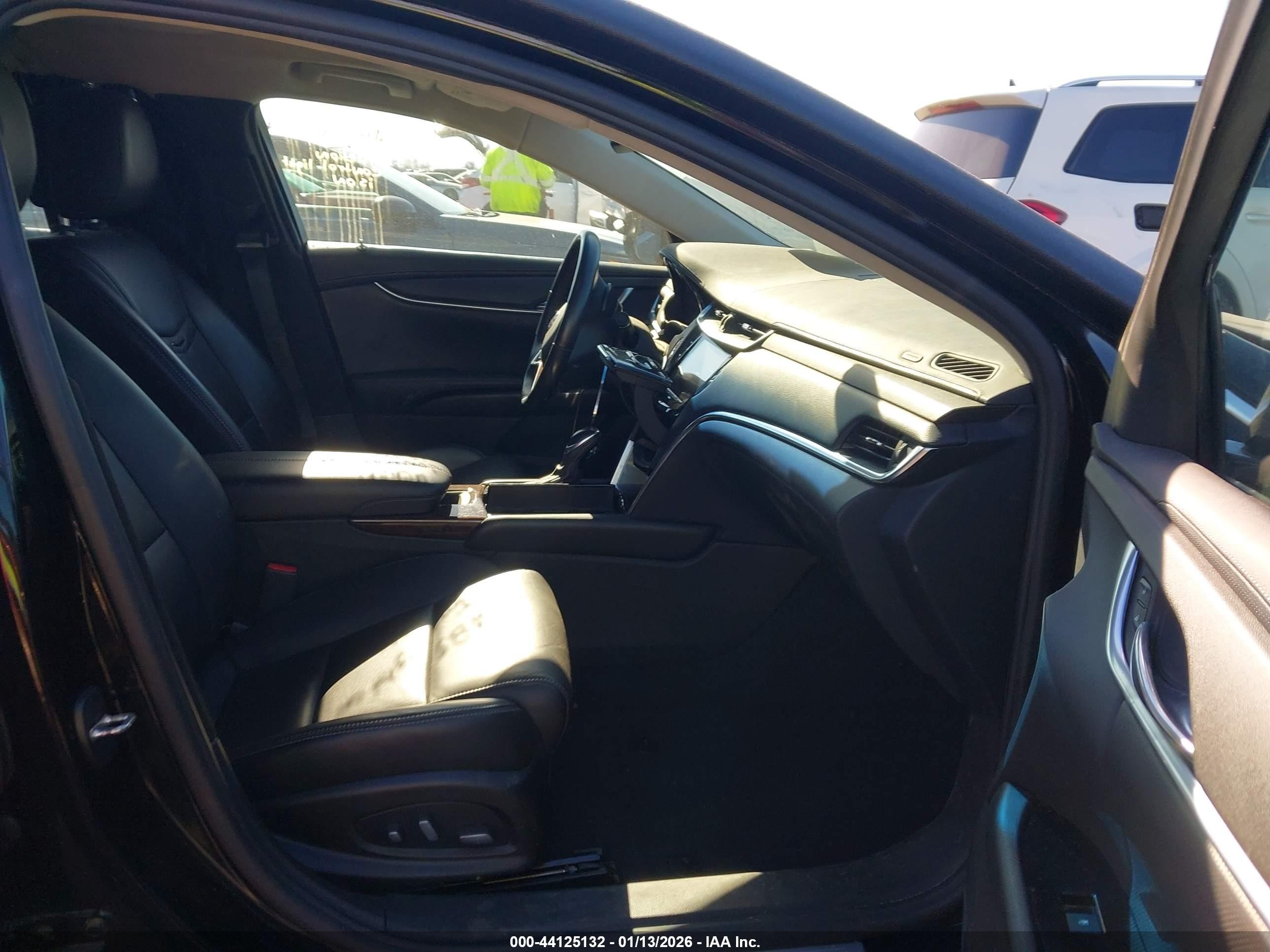 2014 Cadillac Xts B9q Coachbuilder Funeral Coach Black vin: 2GEXG7U38E9500077