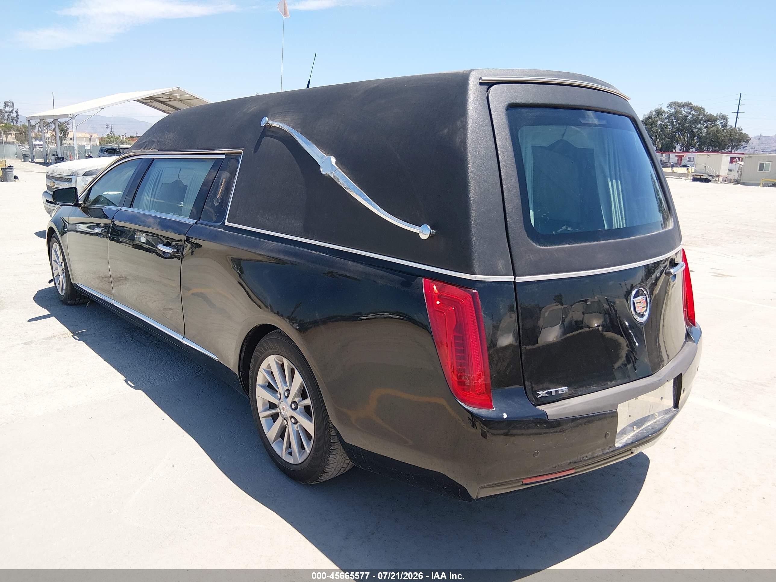2014 Cadillac Xts B9q Coachbuilder Funeral Coach Black vin: 2GEXG7U39E9500380