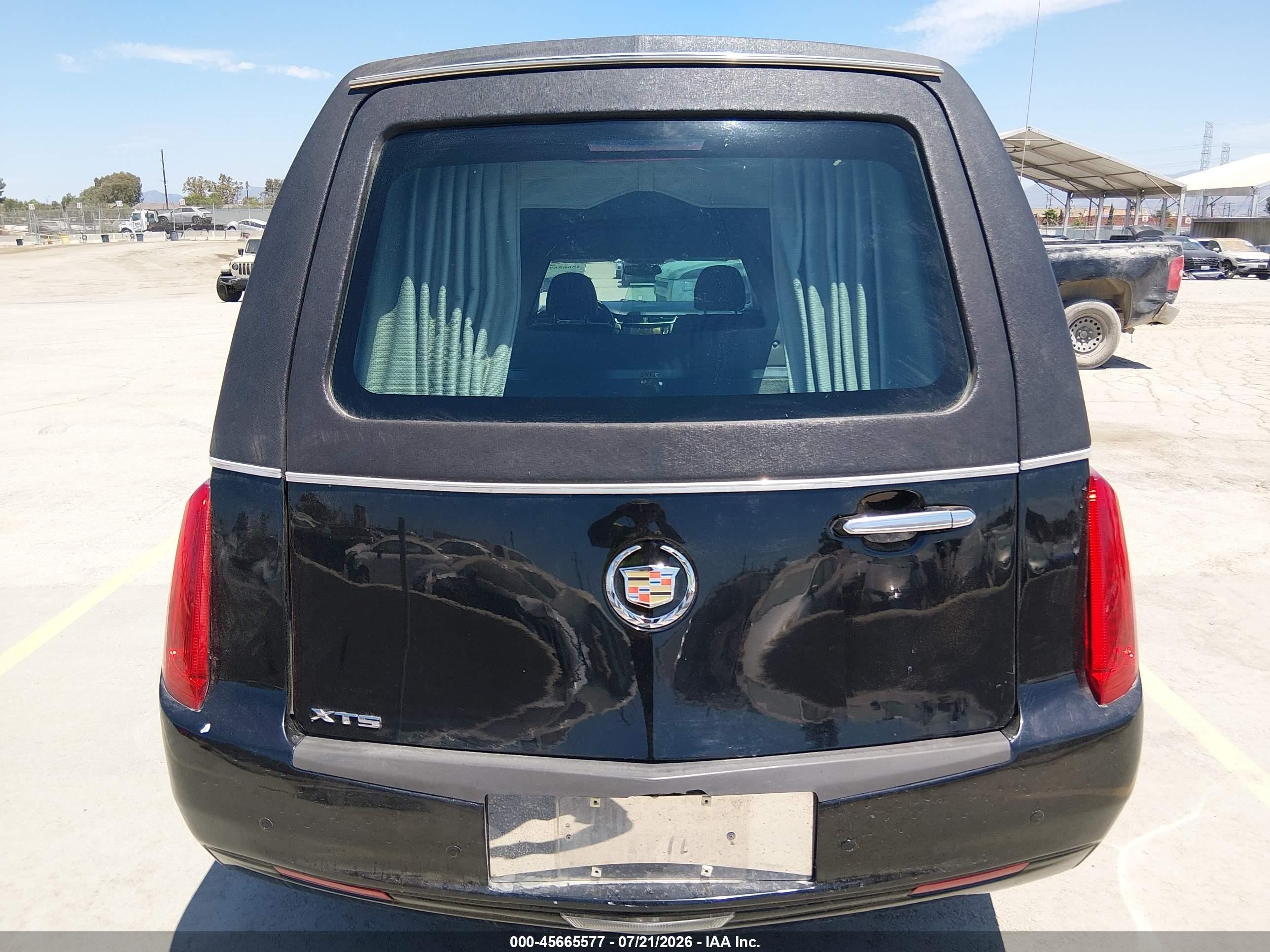 2014 Cadillac Xts B9q Coachbuilder Funeral Coach Black vin: 2GEXG7U39E9500380