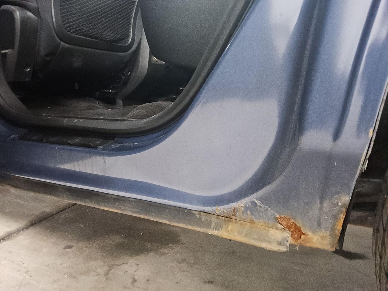 2012 Gmc Terrain Sle Blue vin: 2GKALMEK2C6196682 Damage: Left Rocker Panel, Corrosion, 6 To 7 Inches