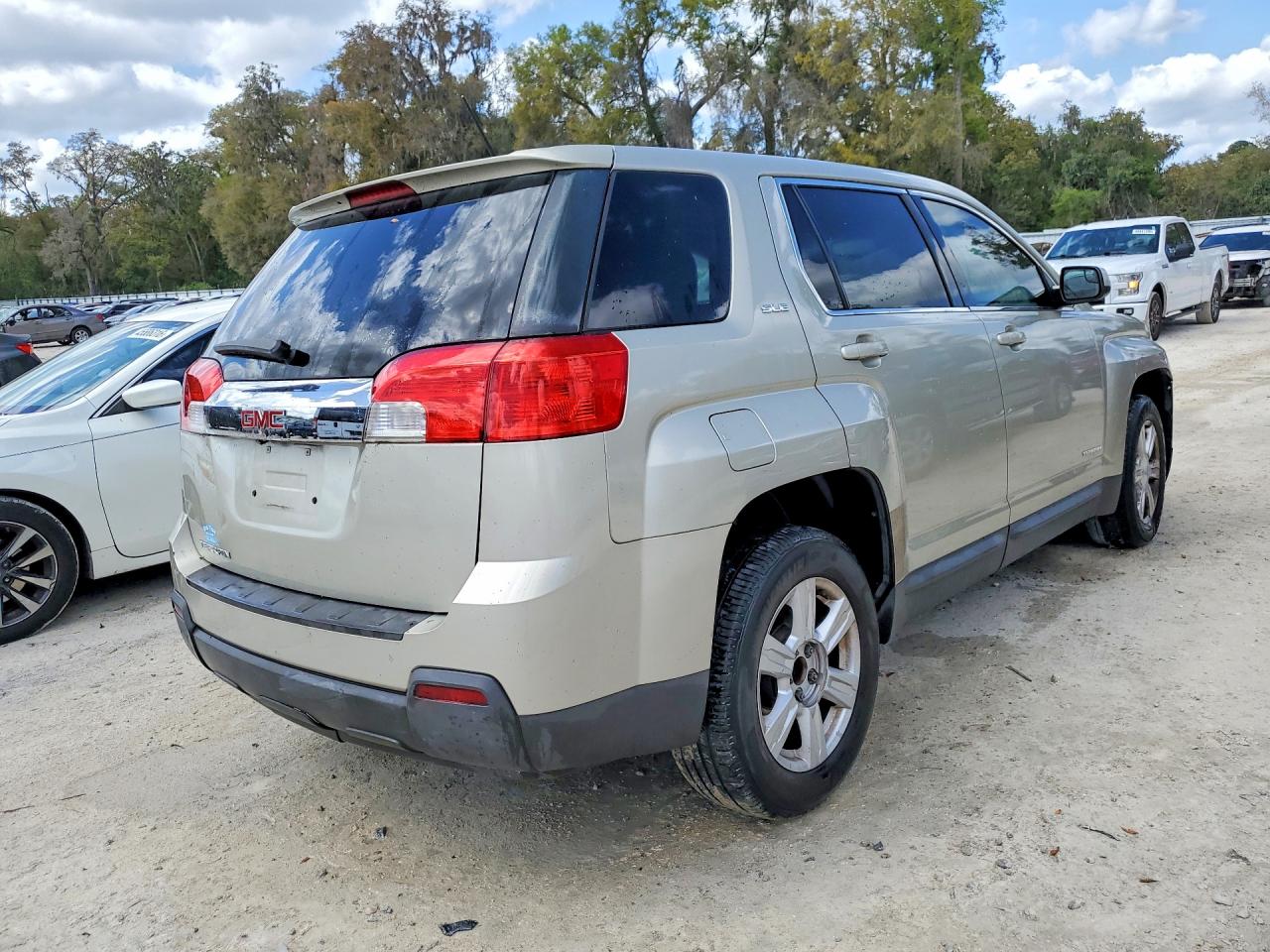 2014 Gmc Terrain Sle Gold vin: 2GKALMEK3E6290461
