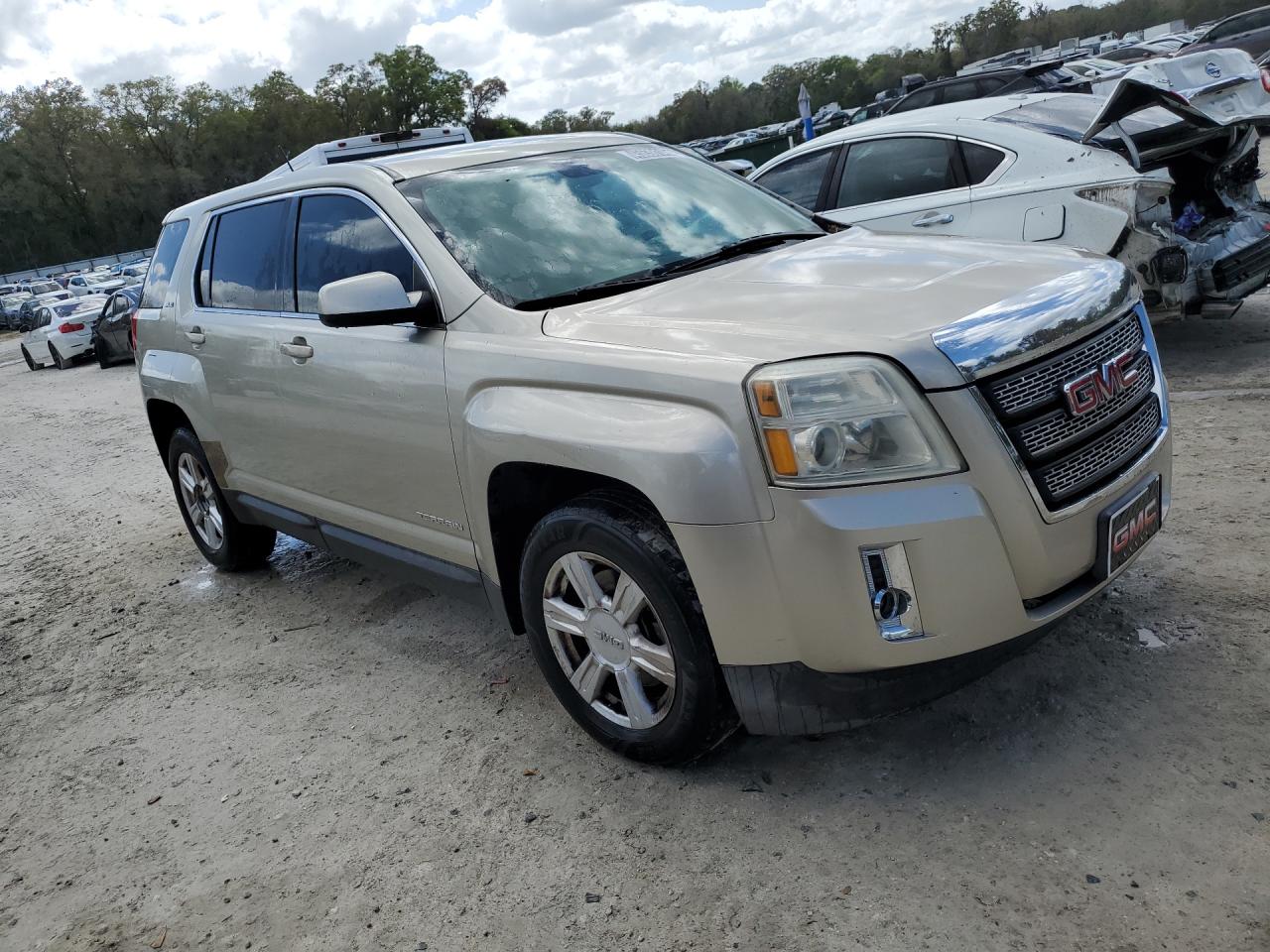 2014 Gmc Terrain Sle Gold vin: 2GKALMEK3E6290461 Damage: Right Front Tire, Worn, Replacement Required