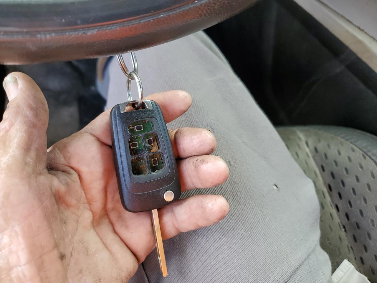 2014 Gmc Terrain Sle Gold vin: 2GKALMEK3E6290461 Damage: Combo Key, Broken, Replacement Required