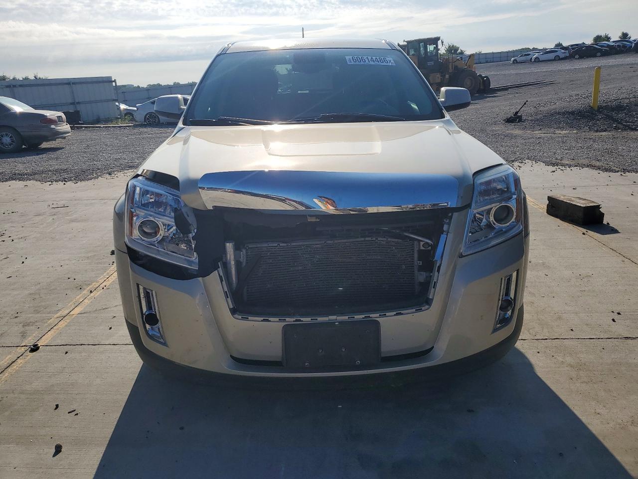 2014 Gmc Terrain Sle Silver vin: 2GKALMEK4E6182379