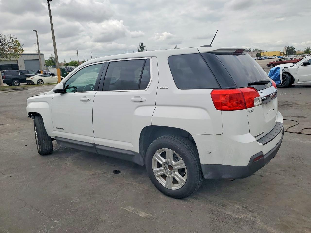 2015 Gmc Terrain Sle Белый vin: 2GKALMEK4F6352404