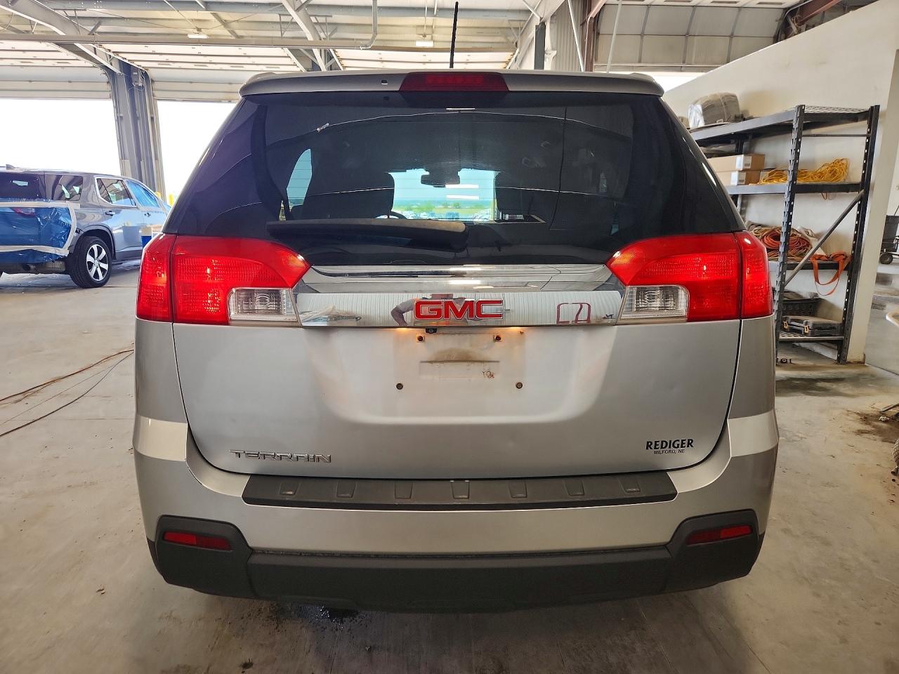 2015 Gmc Terrain Sle Серебряный vin: 2GKALMEK5F6304264