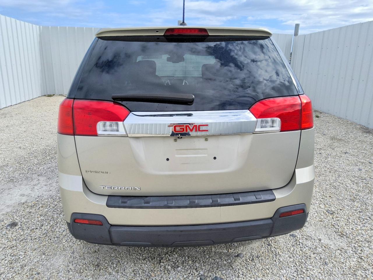 2015 Gmc Terrain Sle Gold vin: 2GKALMEK6F6327360